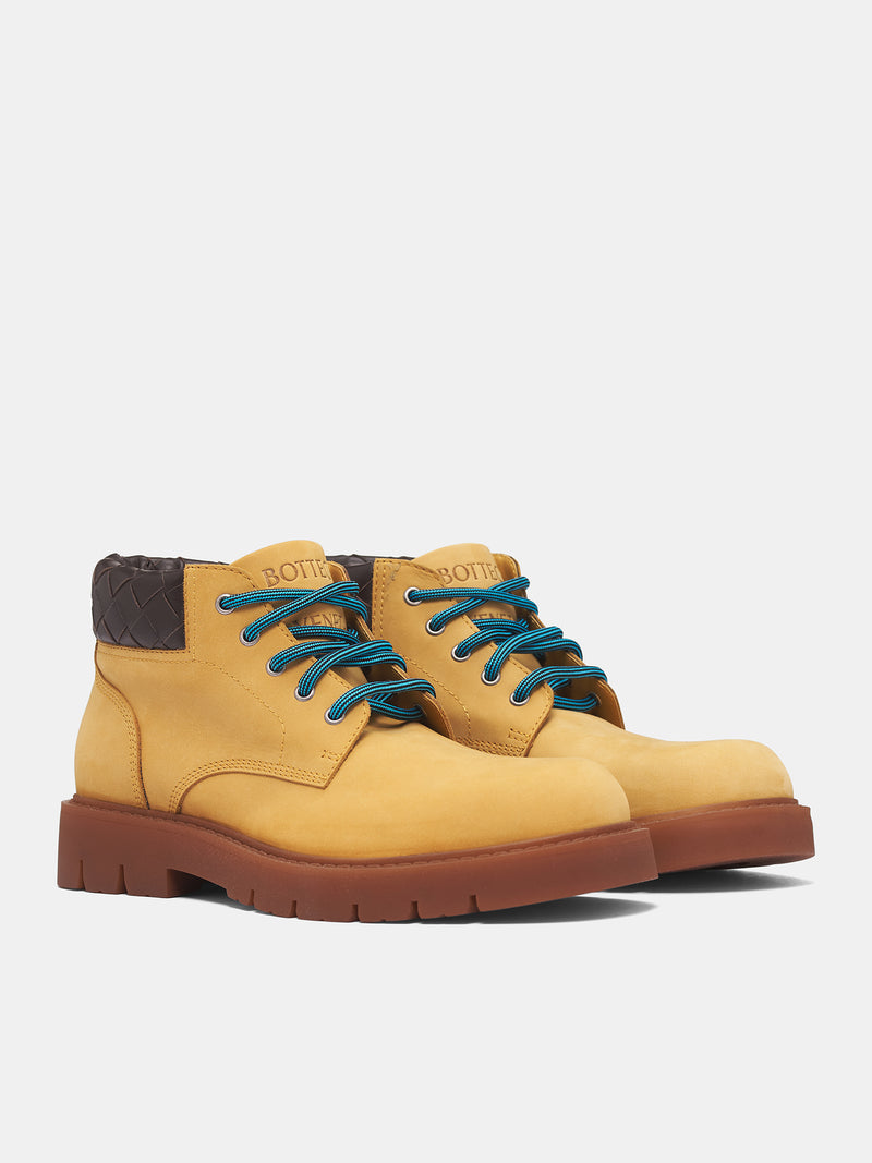 Intrecciato Leather Haddock Cropped Boot (841489-V3H61-7166-OCRE-FONDANT)