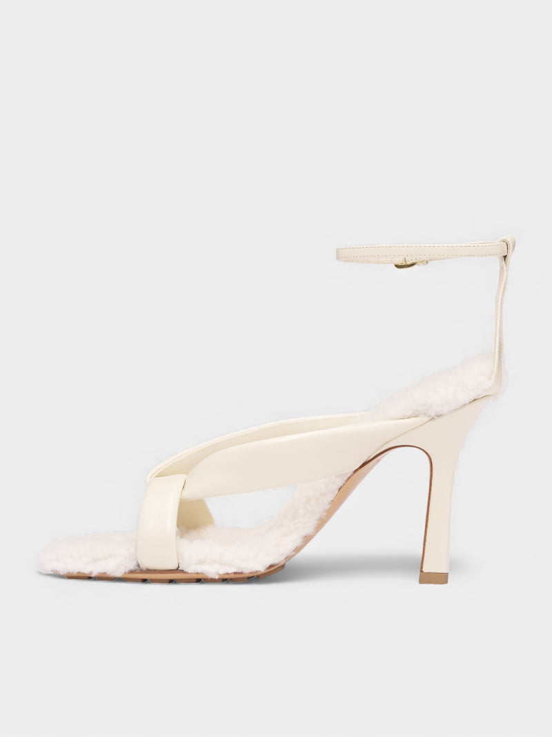 White Shearling Ankle Strap Heels (843956V3H93005-BLU-ORO)