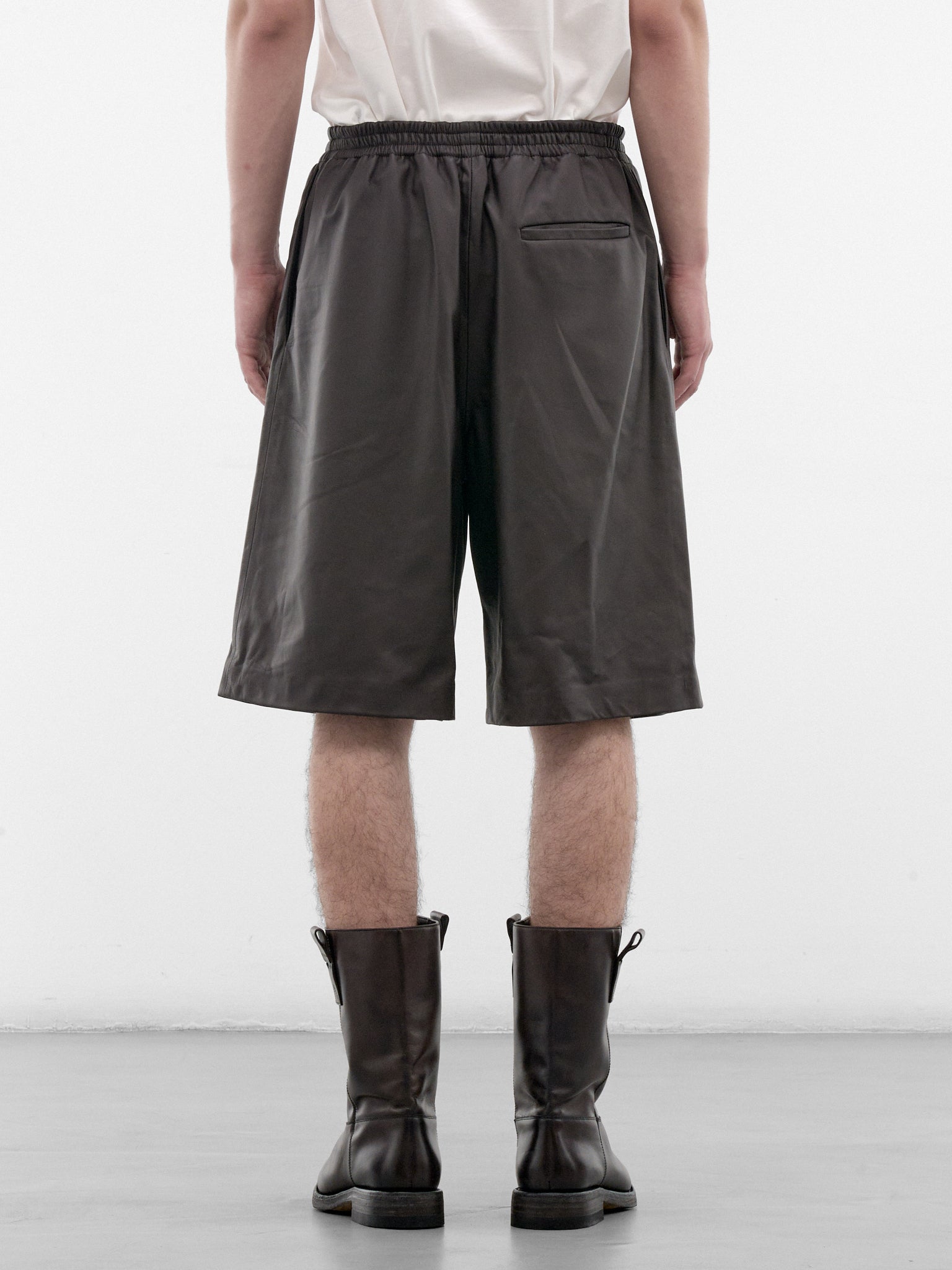 Brown Leather Wide Shorts (863012V68-F0014-2135-CARRUB)