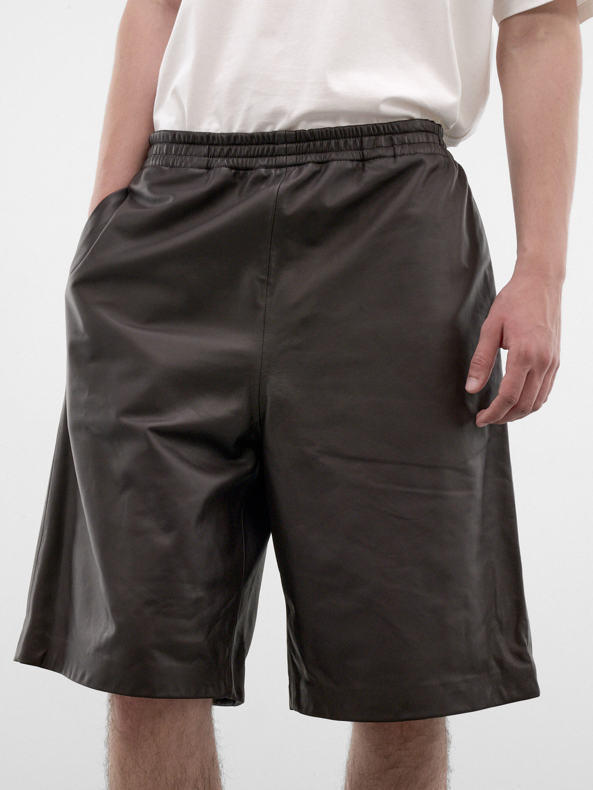 Brown Leather Wide Shorts (863012V68-F0014-2135-CARRUB)