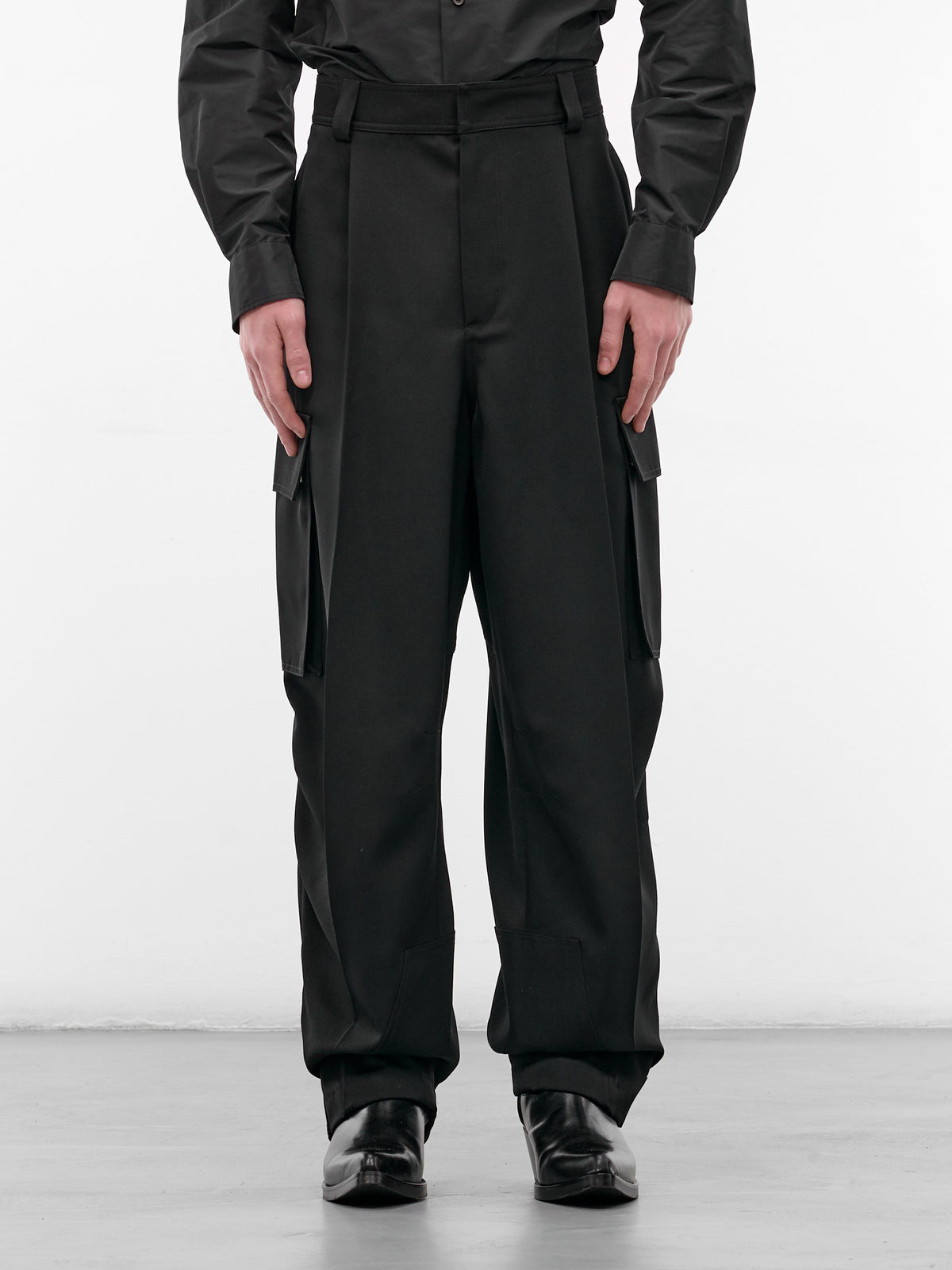 Black Cargo Pants (868888V6DH00-1010-BOUBLE-BLACK)