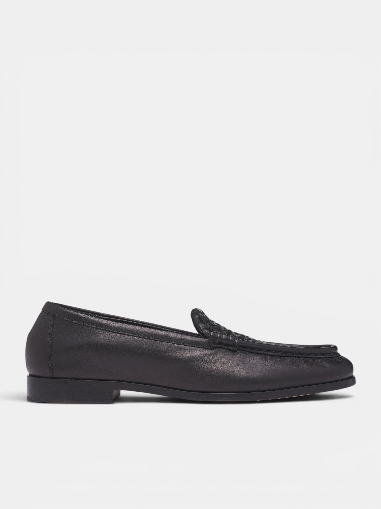Black Leather Intrecciato Loafers (876082VBSDO-1000-BLACK)
