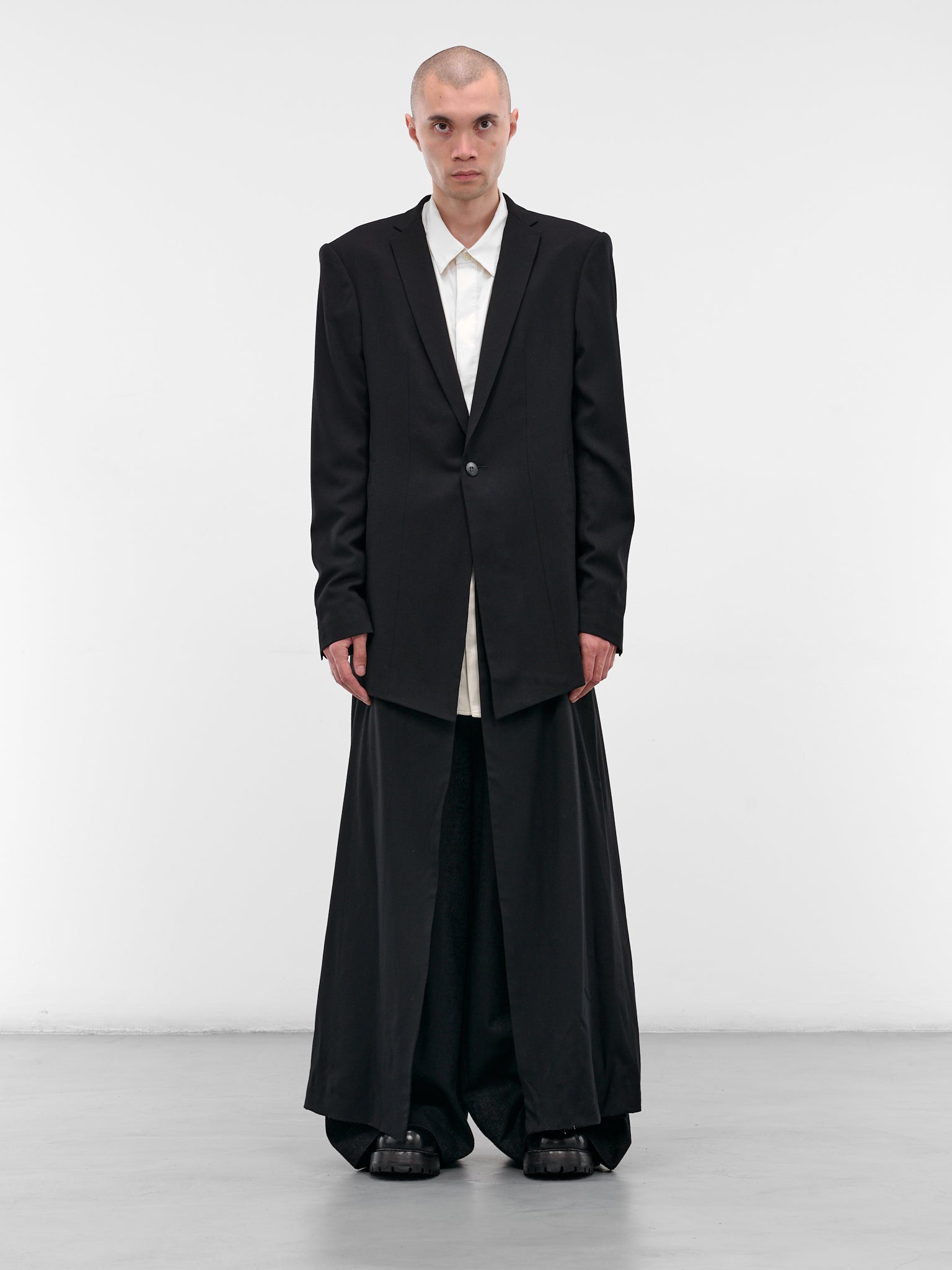 Black Tailored Wool-Viscose Blazer (917JAM1-S-BLACK)