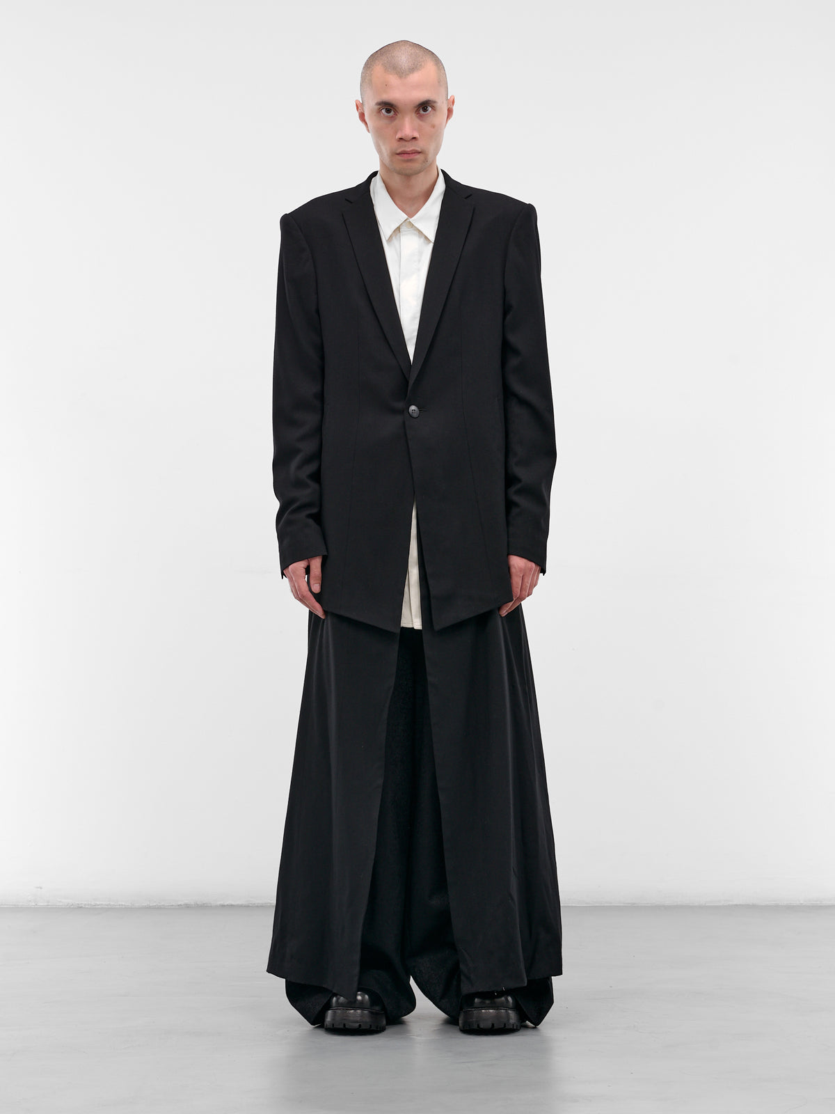 Black Tailored Wool-Viscose Blazer (917JAM1-S-BLACK)