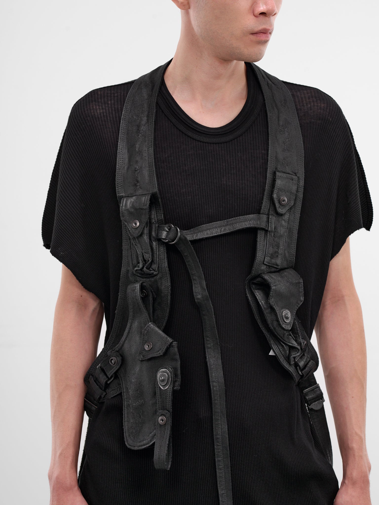 Black Utility Cargo Vest (917VEM1-C-BLACK)