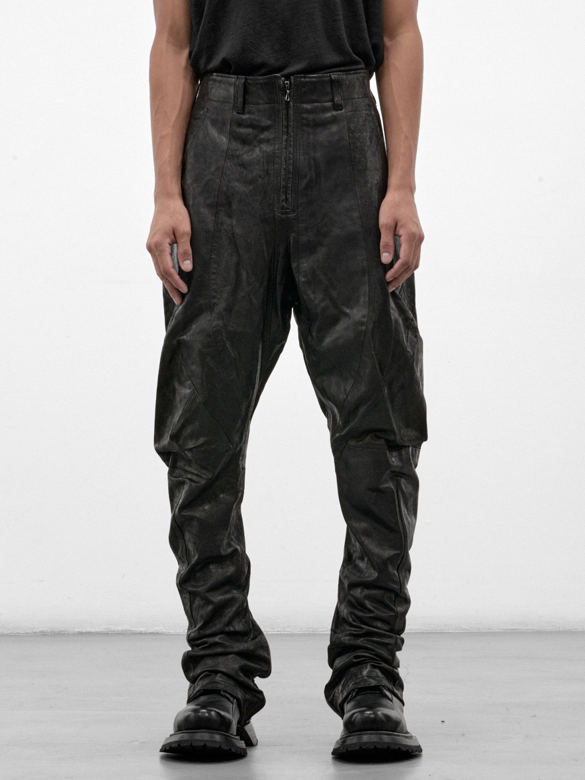 Black Leather Slim Pants (957PAM23-BLACK)