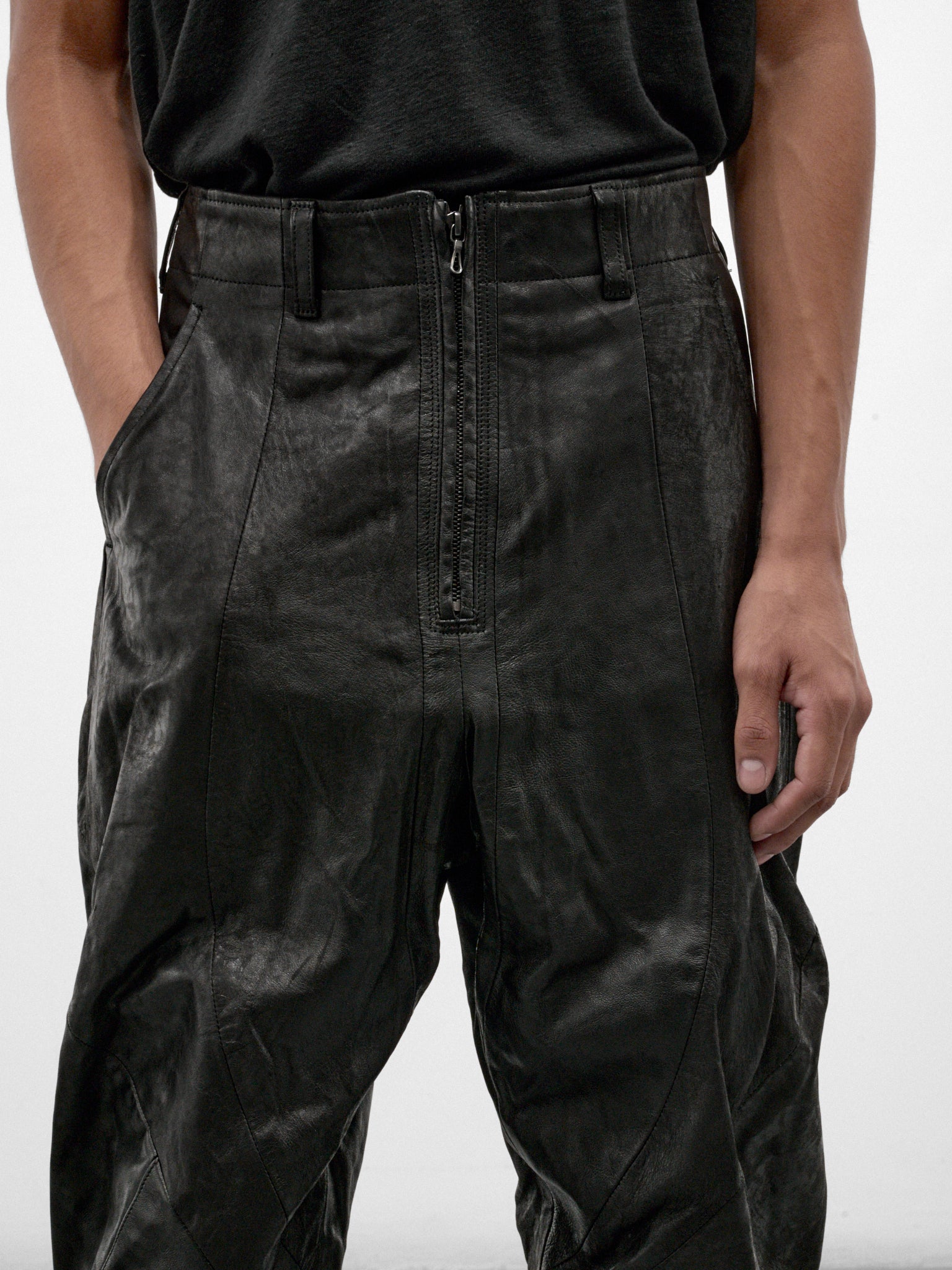 Black Leather Slim Pants (957PAM23-BLACK)