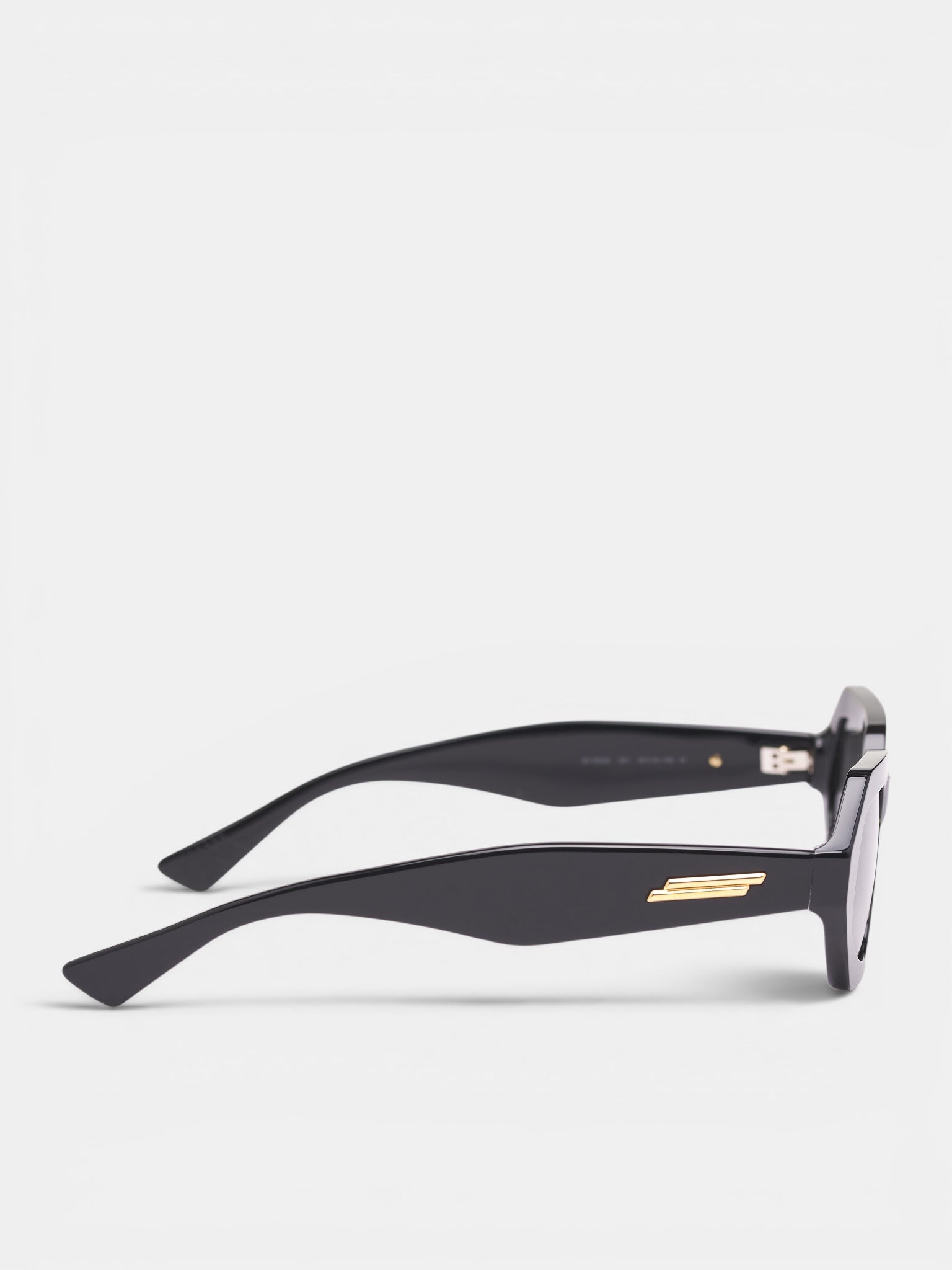 Black Geometric Sunglasses (A002FJV2Q30-1049-BLACK-GREY)