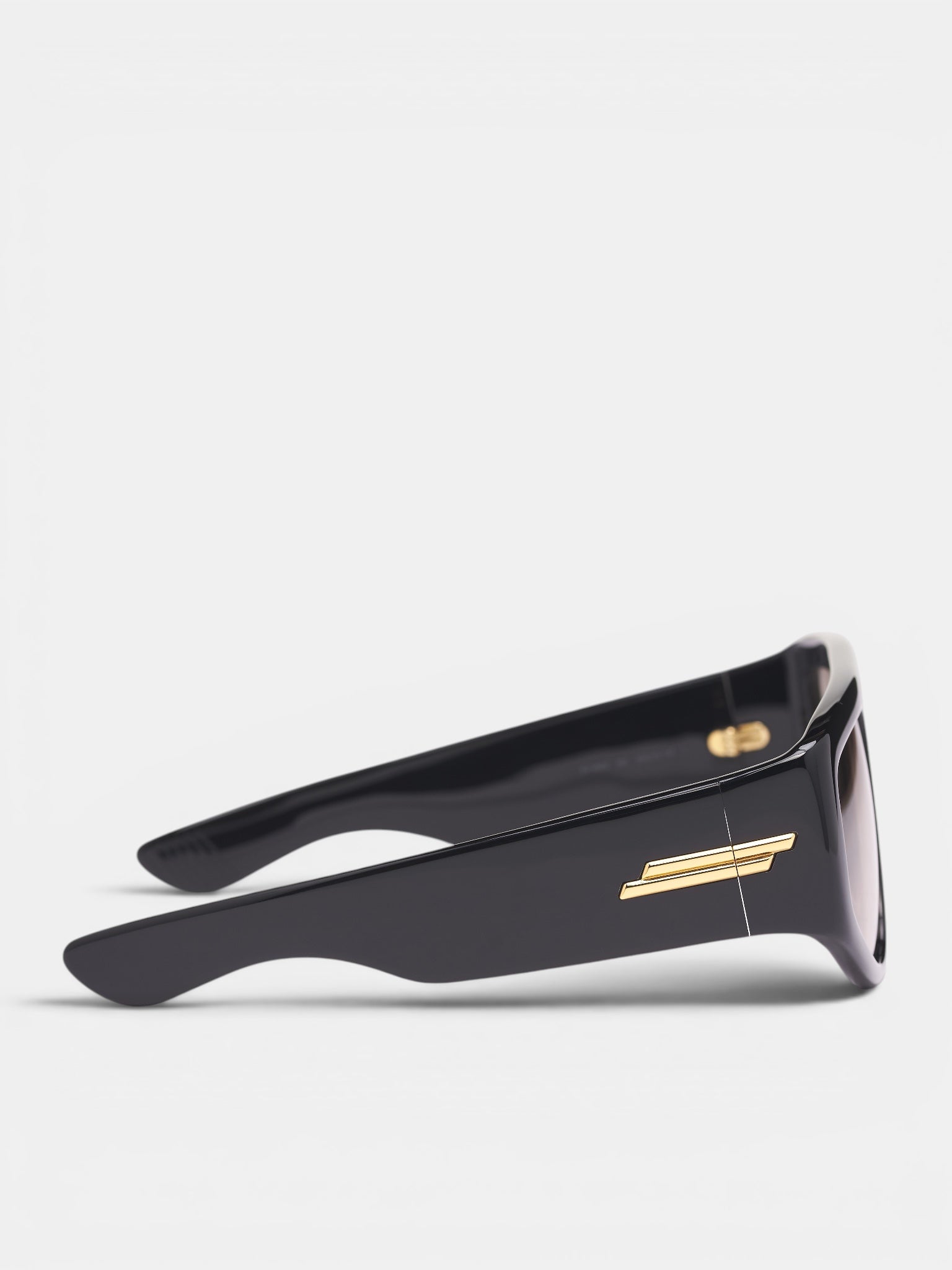Black Thick Geometric Sunglasses (A002JNV2Q30-1136-BLACK-BROWN)