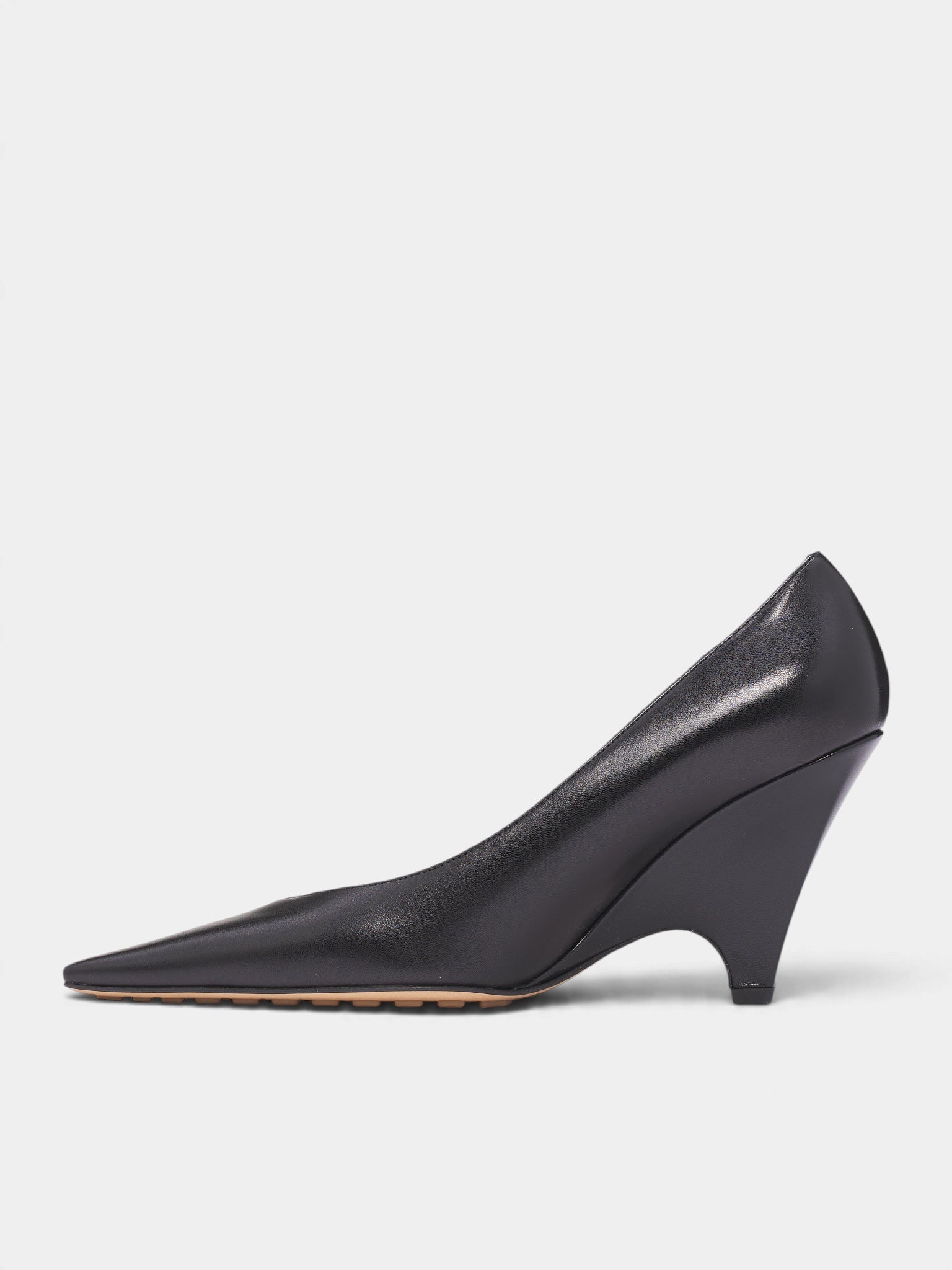 Black Leather Scaletta Pumps (A006P0VBSF0-1000-BLACK)