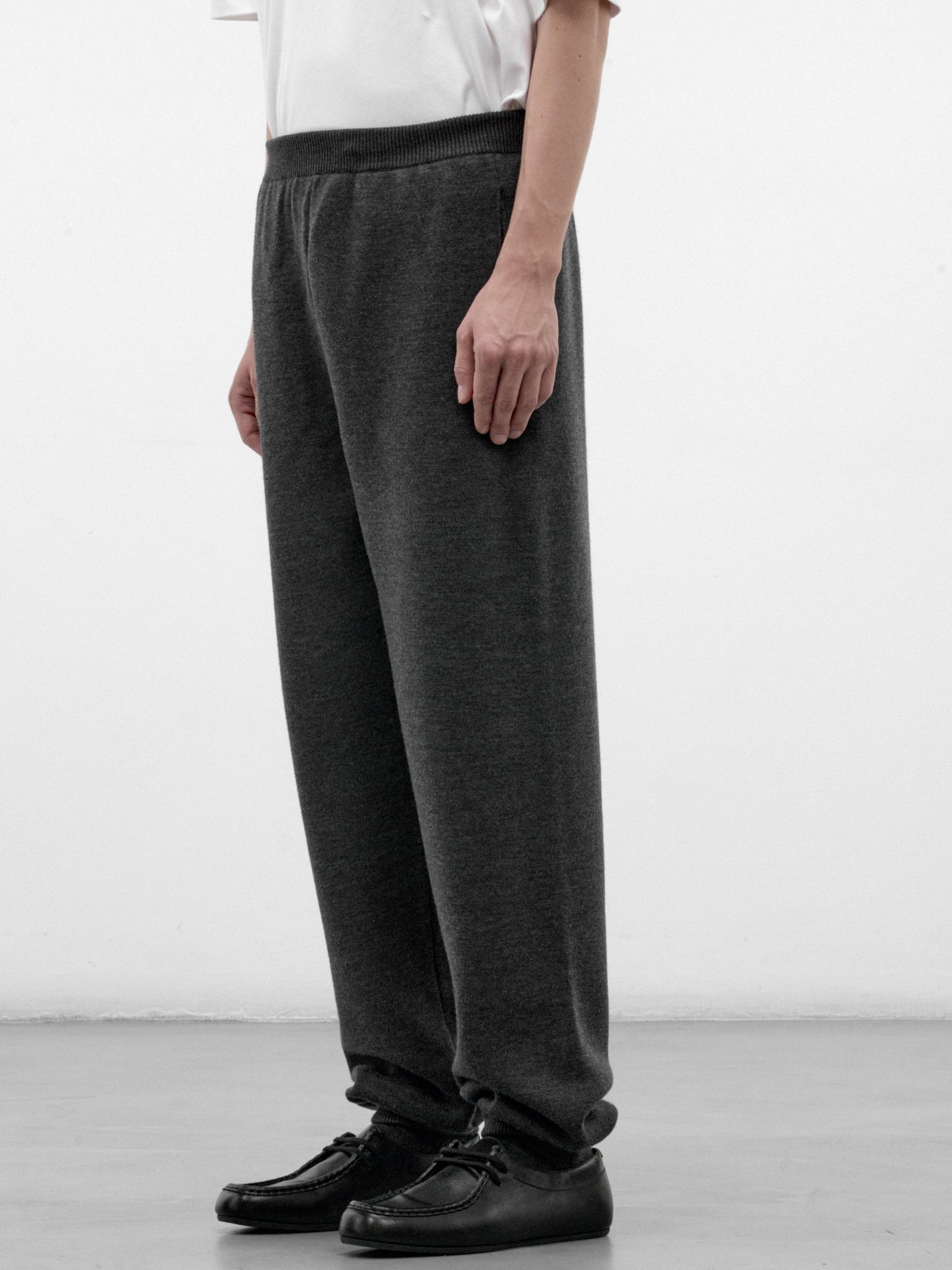 Gray Wool-Cashmere Joggers (A00795V70E0-1510-DARK-SLATE-ME)
