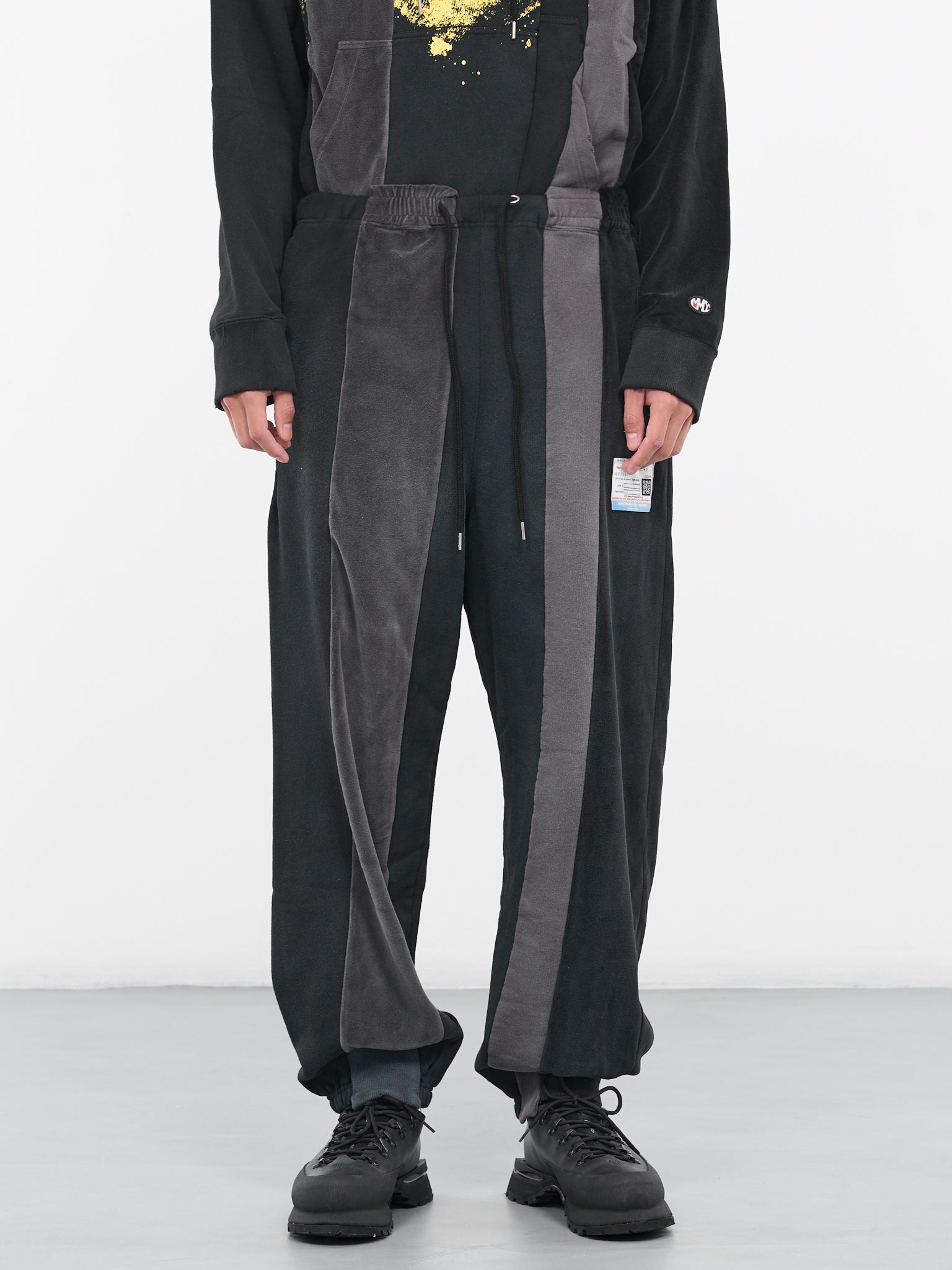 Vertical Switching Sweat Pants (A11PT573-BLACK)