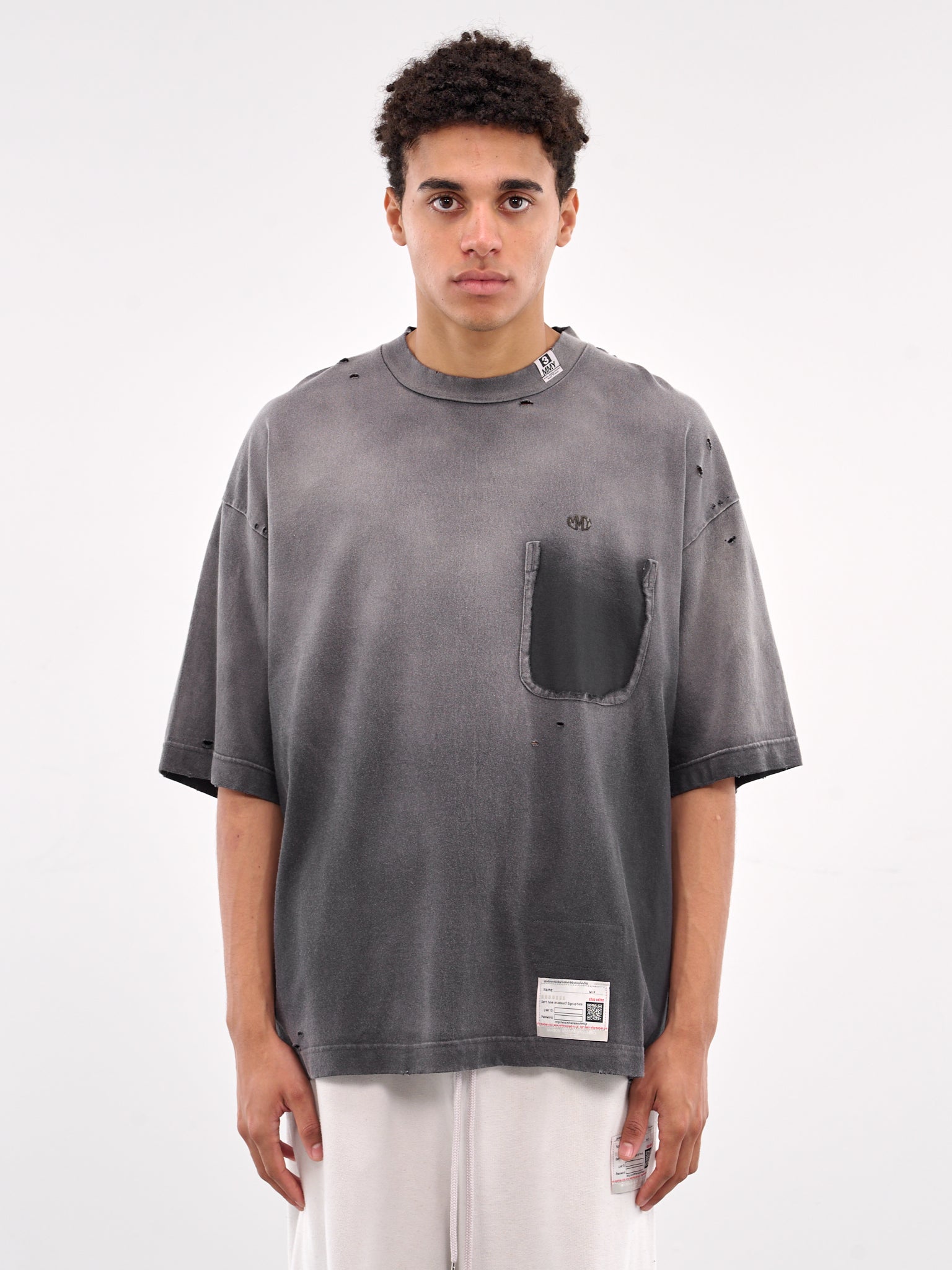 Distressed Boxy Tee (A14TS611-BLACK)