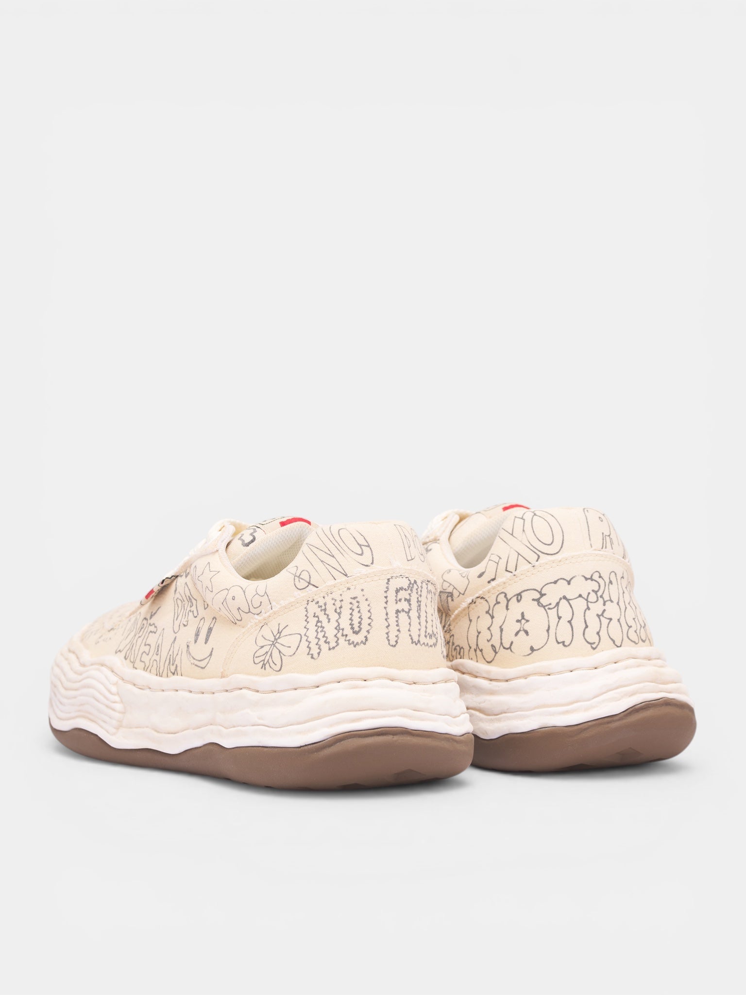White Leather Graphic Oliver Sneakers (A16FW705-WHITE)