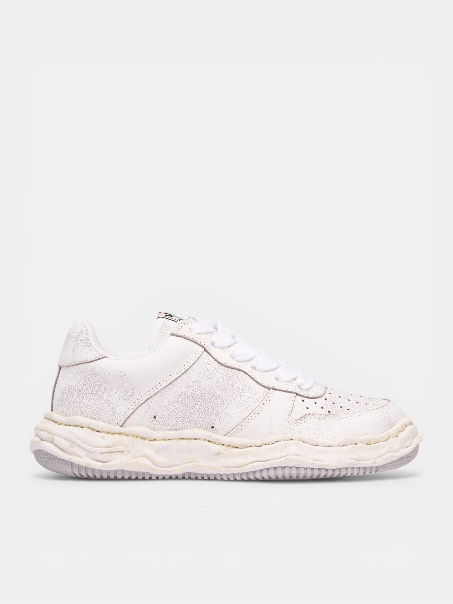 White Aged Leather Wayne Sneakers (A16FW728-WHITE)