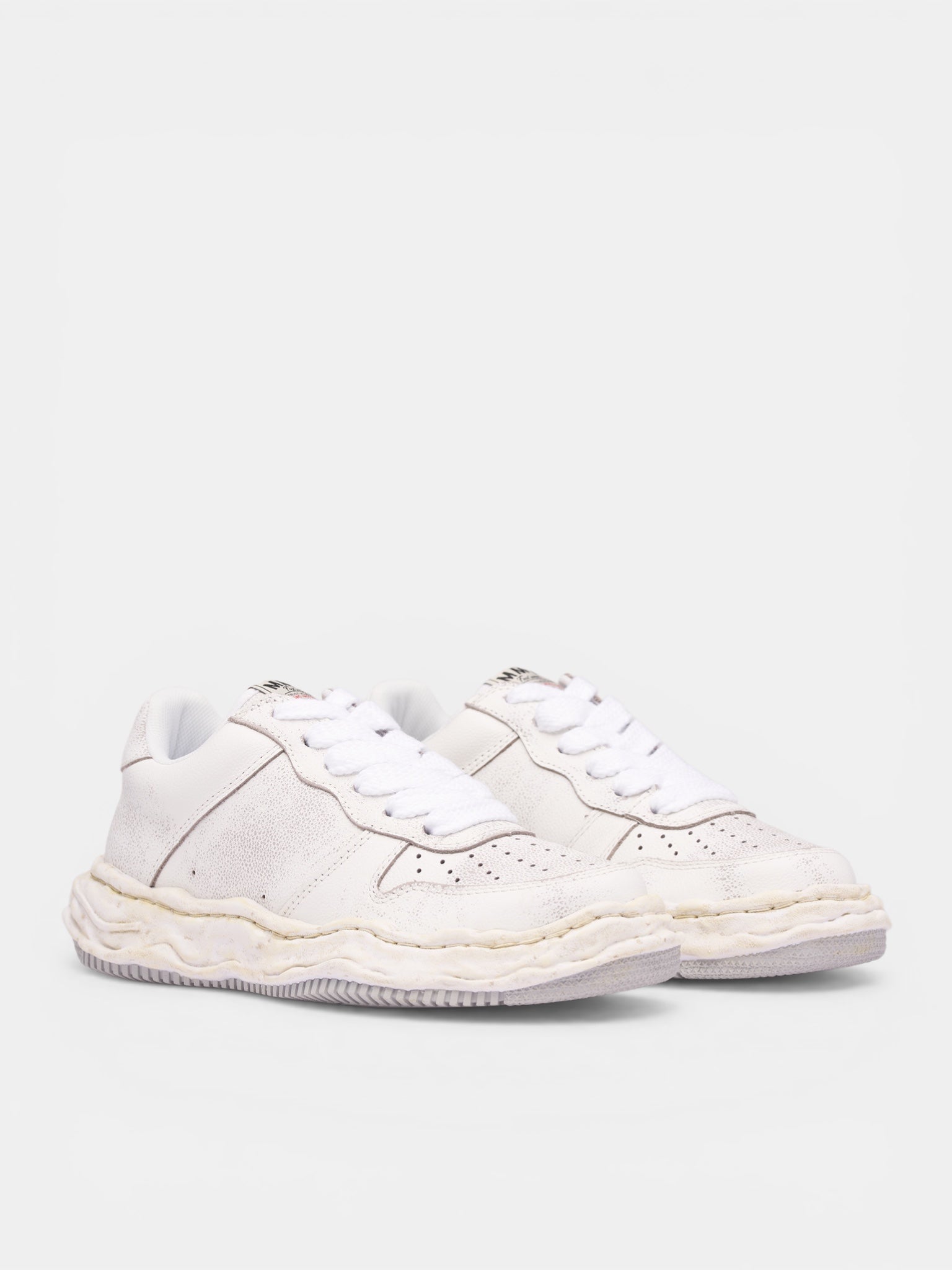 White Aged Leather Wayne Sneakers (A16FW728-WHITE)