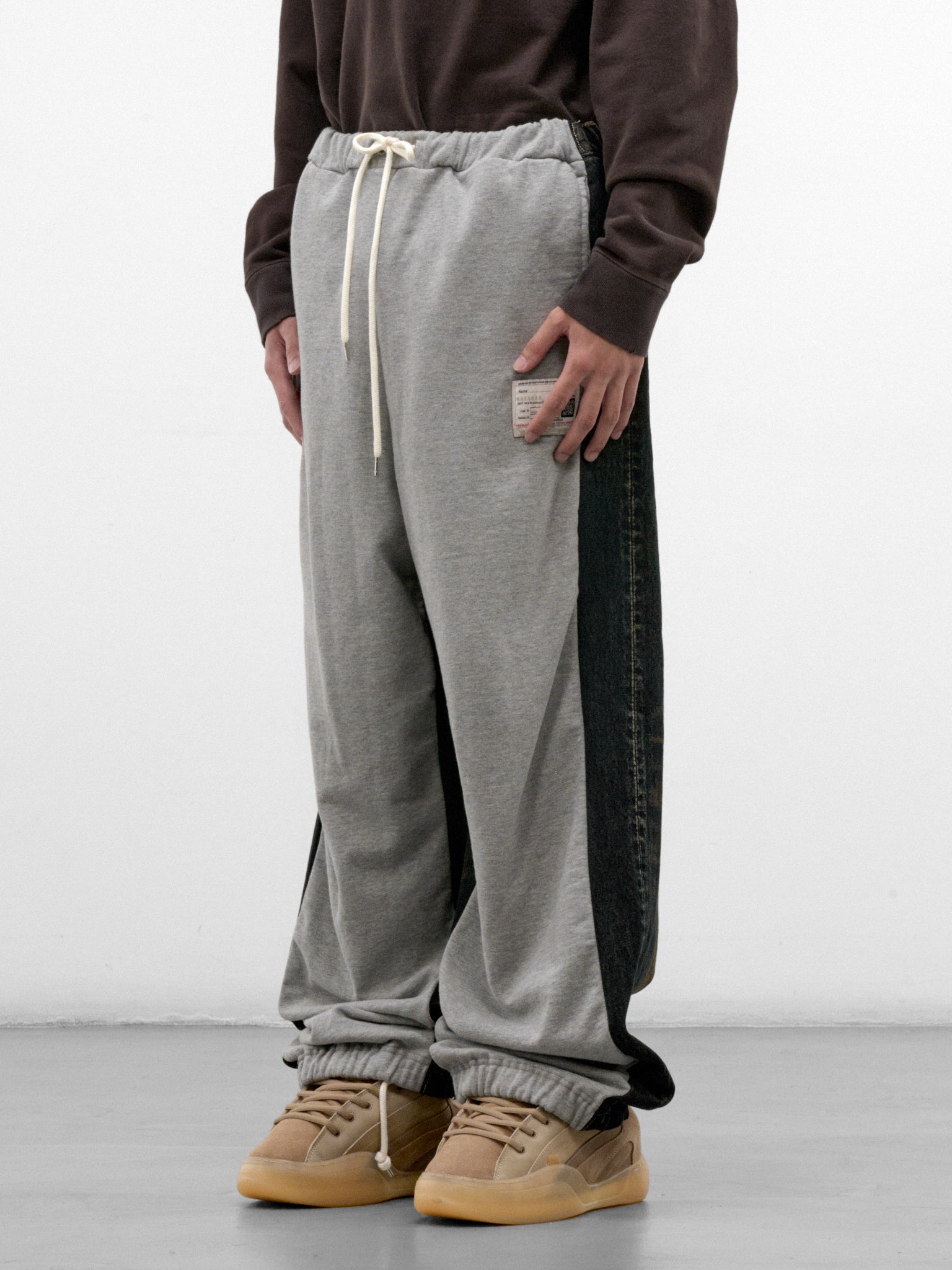 Cotton Hybrid Jeans Sweatpants (A17PT022-INDIGO)