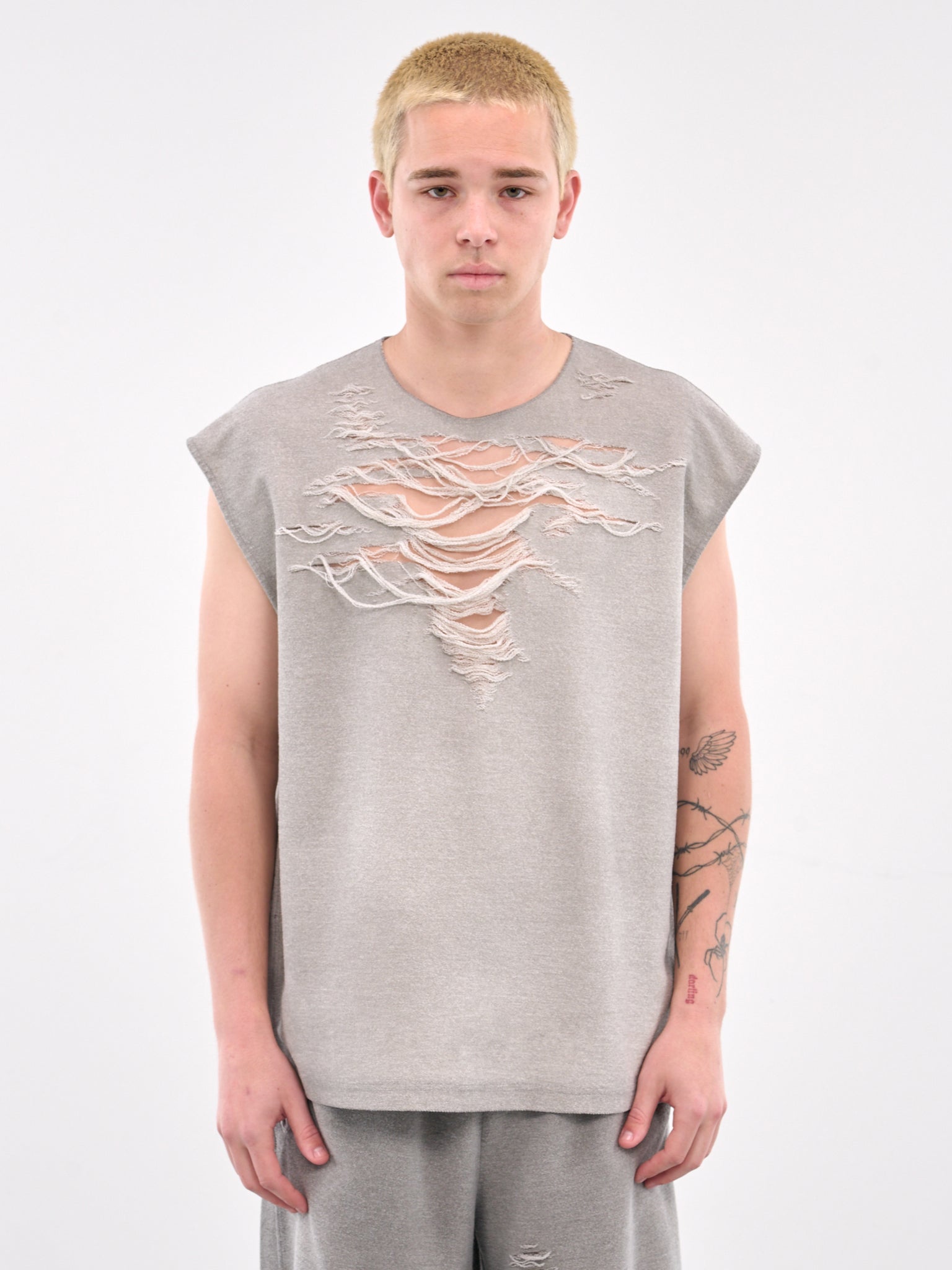 S-Rub-Sl Sleeveless Distressed Top (A19115-0PLAI-GREY)