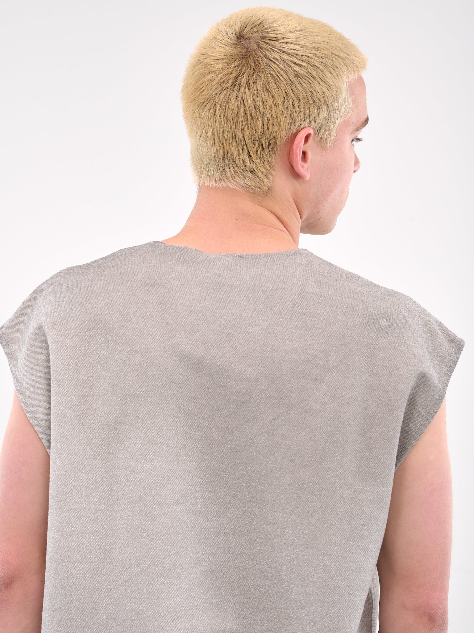 S-Rub-Sl Sleeveless Distressed Top (A19115-0PLAI-GREY)