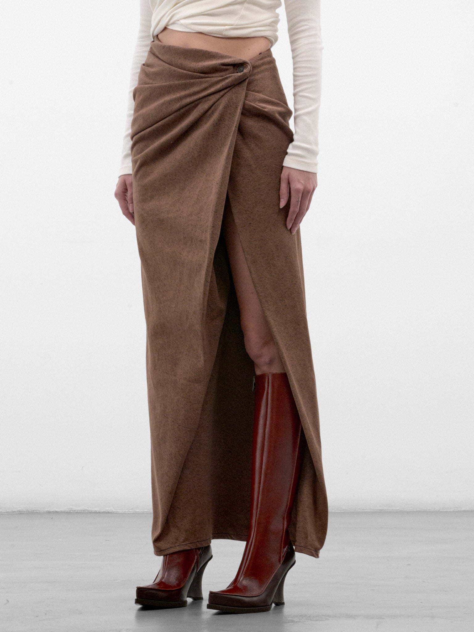 Brown De-Dasli Denim Maxi Skirt (A26051-DE-DASLI-FSJ1-BROWN)