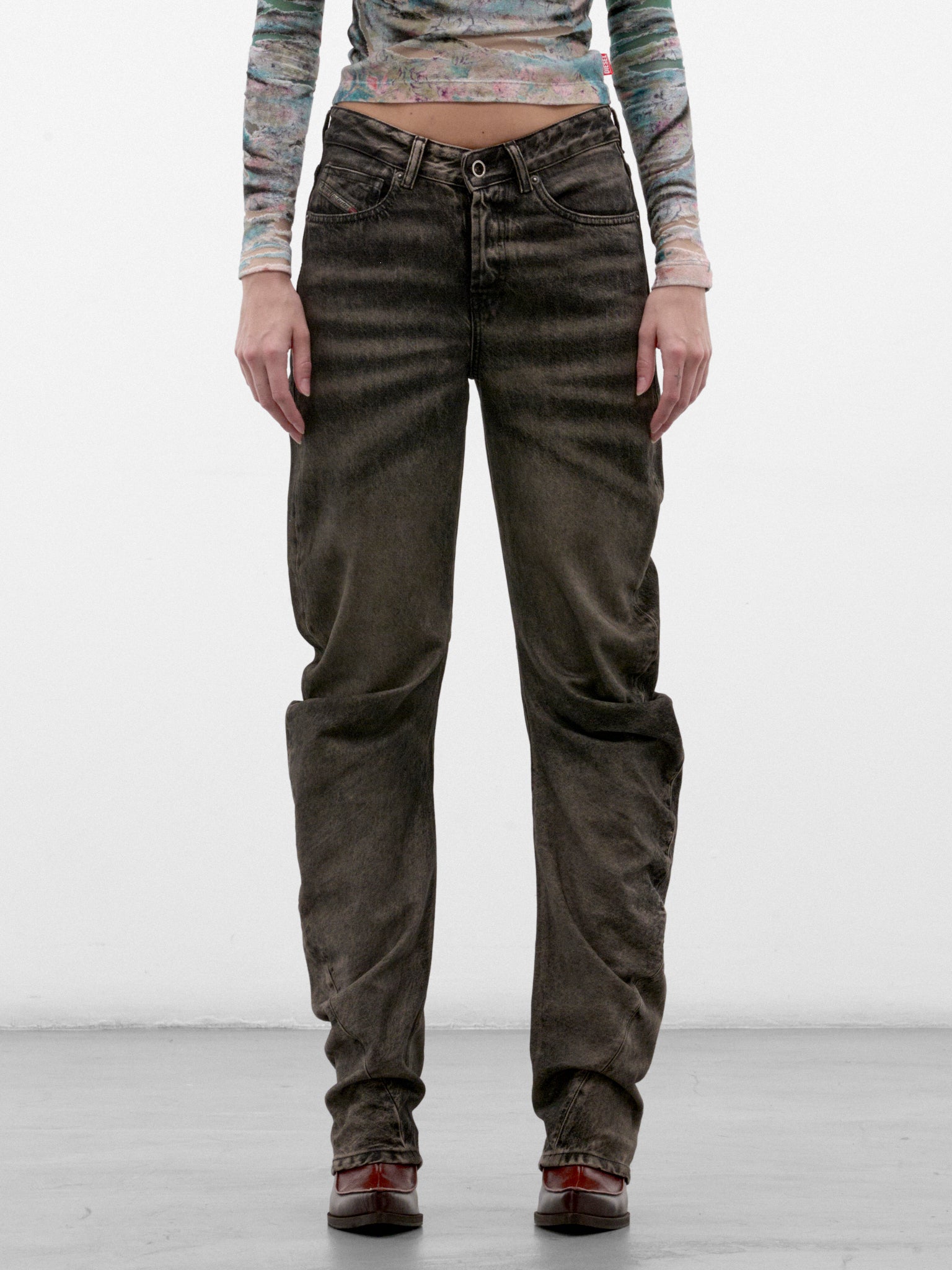 Black D-Twisty Curved Jeans (A26123-D-TWISTY-WASHED-BLACK)