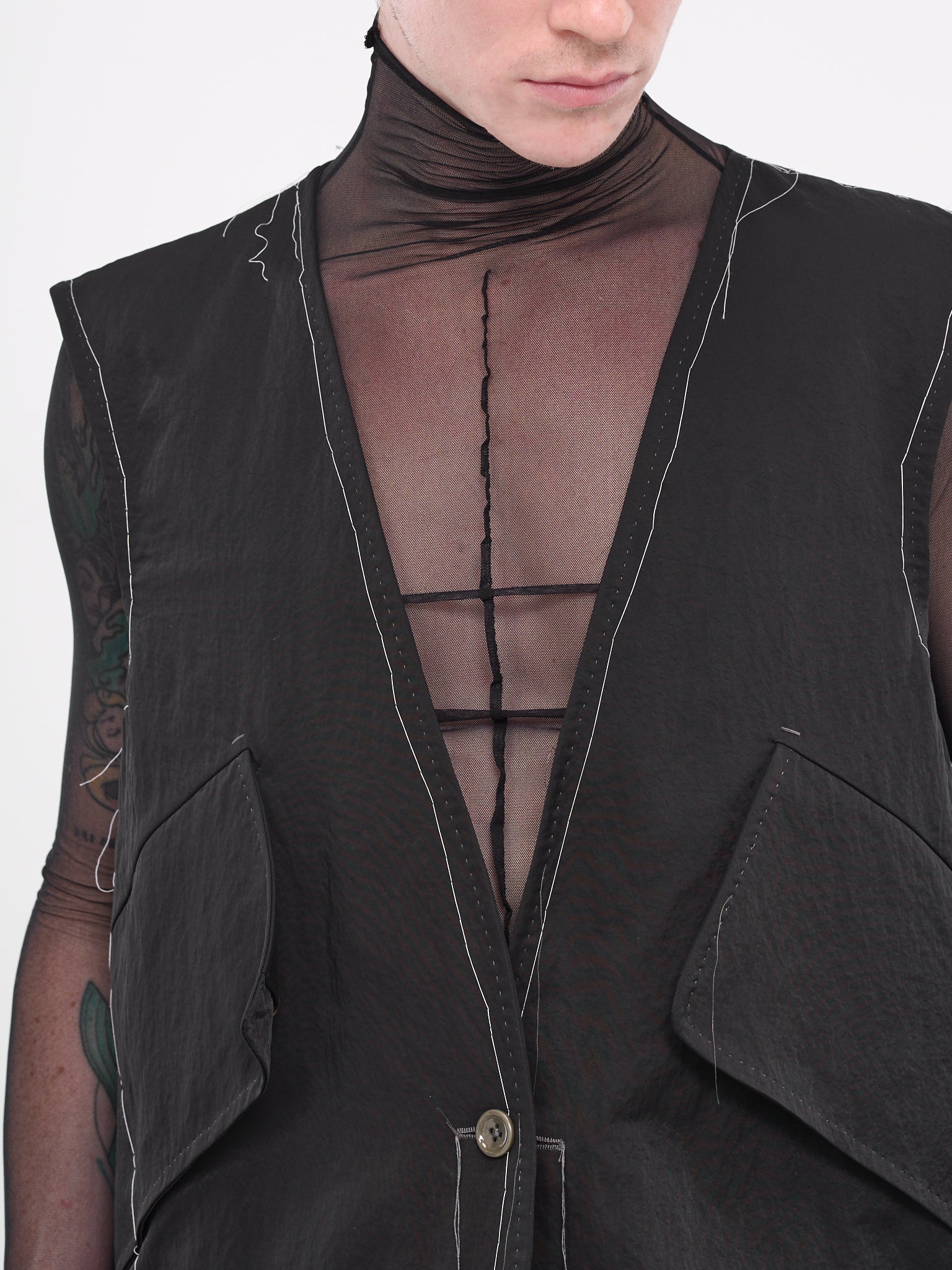 Loose Thread Vest (ACC1004-BLACK)