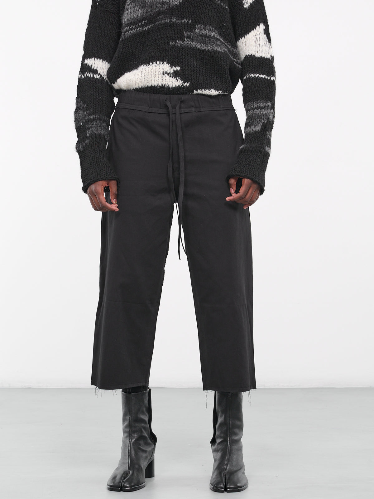Organic Cropped Trousers (AIR02P105-BLACK)