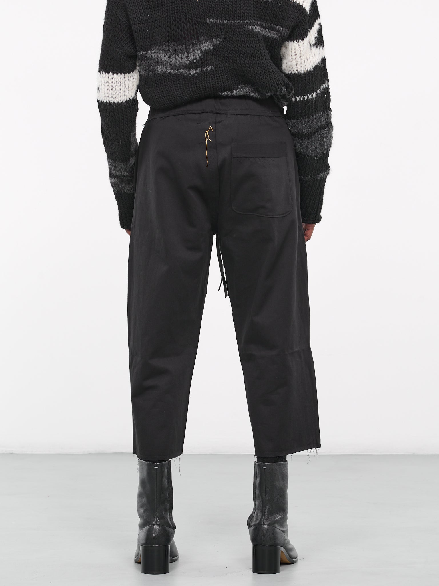Organic Cropped Trousers (AIR02P105-BLACK)