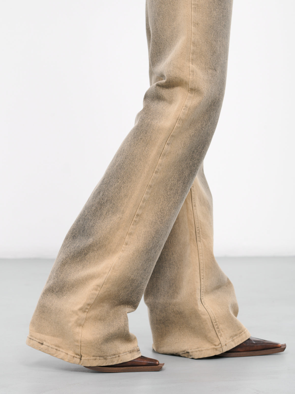 Alice Jeans (ALICET0DISS-DISTRESSED-SAND)