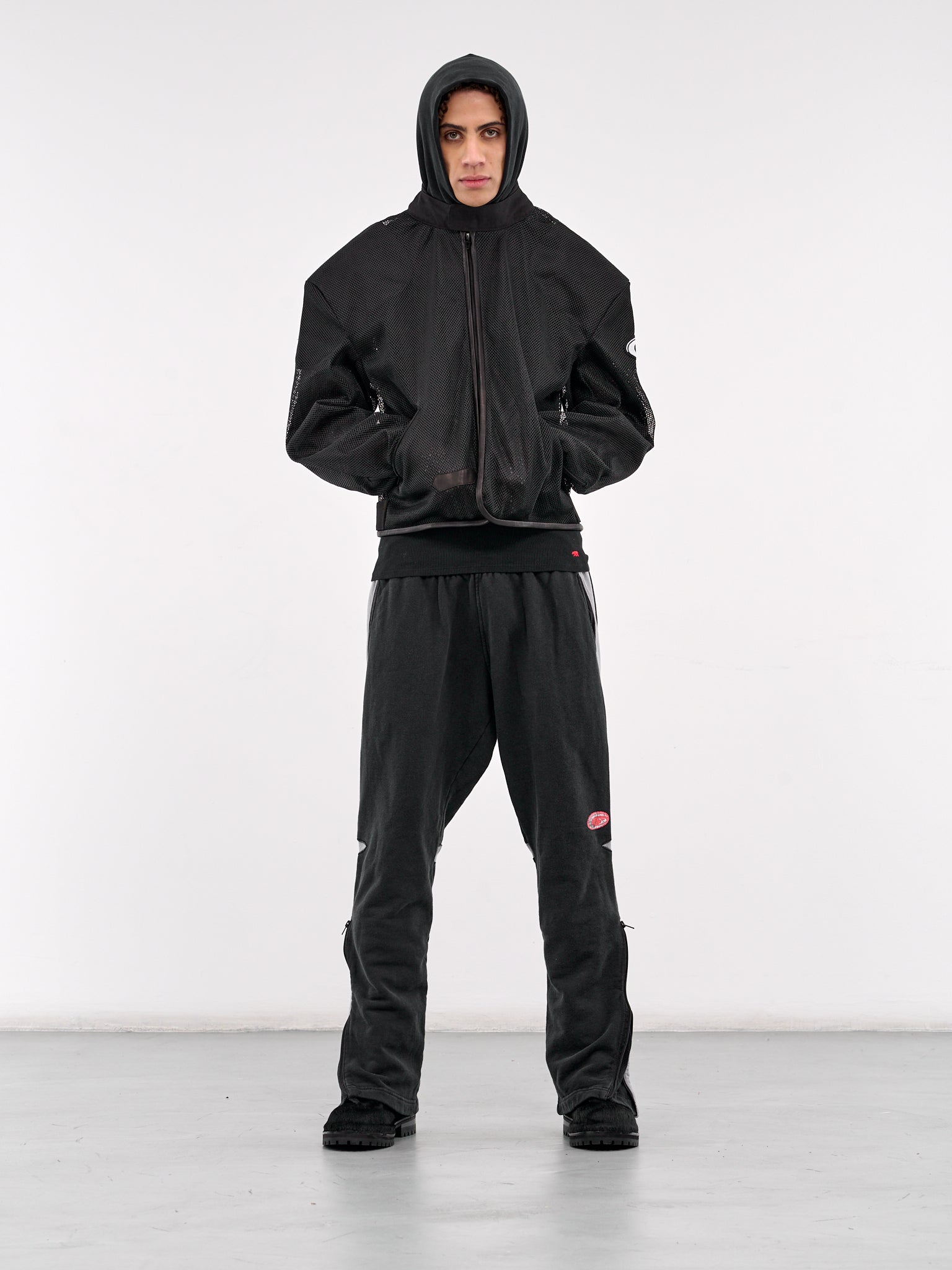 GREG ROSS Coast Sweatpants | H. Lorenzo - styled