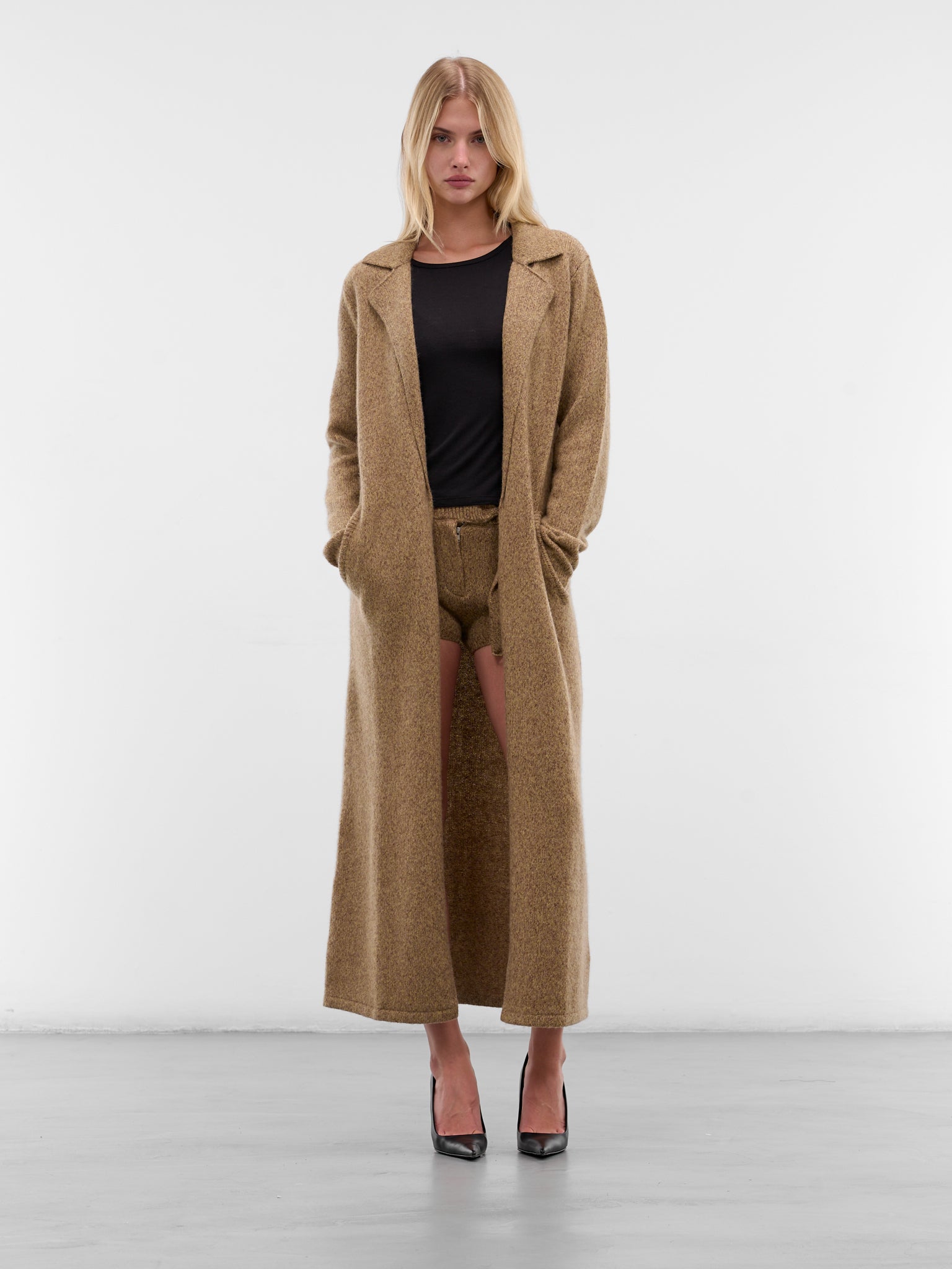 Beige Vita Wool Mini Shorts (AMFW2533-DESERT-TAN)