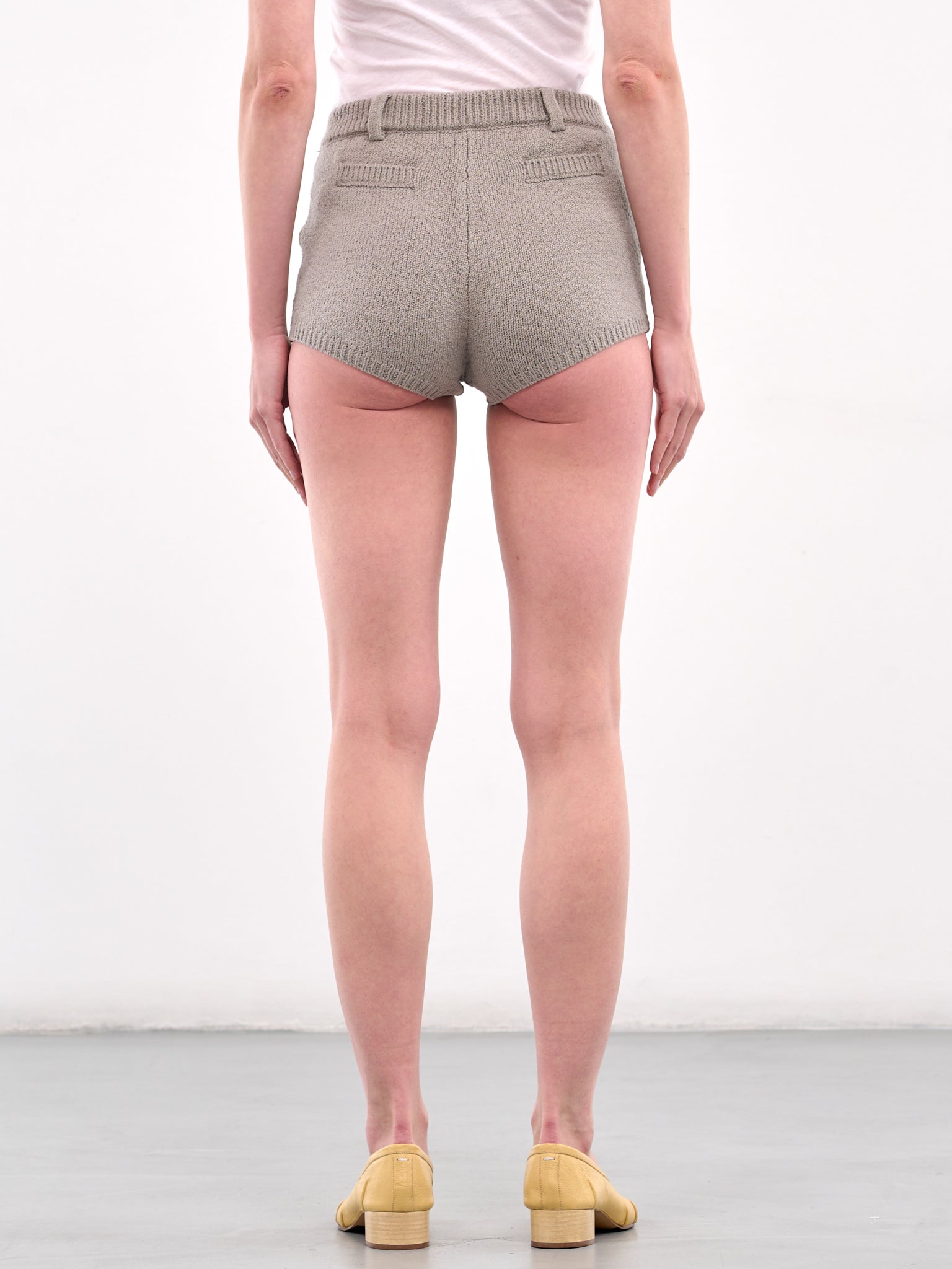Ivy Shorts (AMSS25103-STEEL-GRAY)