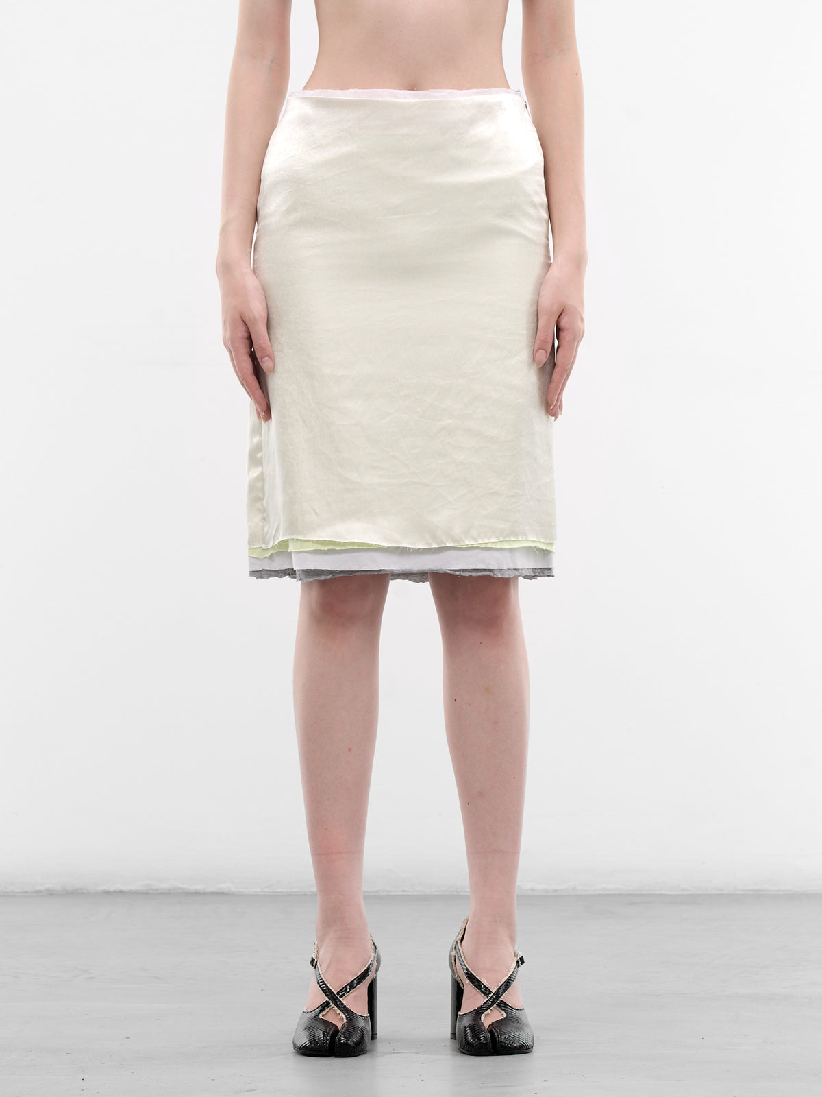 White Layered Raw Mini Skirt (AN001SK26SSWHT-WHITE)