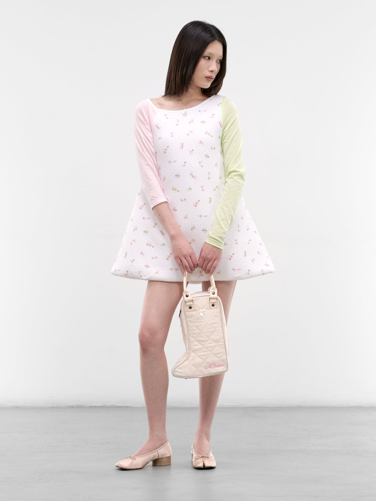 White Quilted Boots Bag (AN003AC26SSIVR-IVORY)