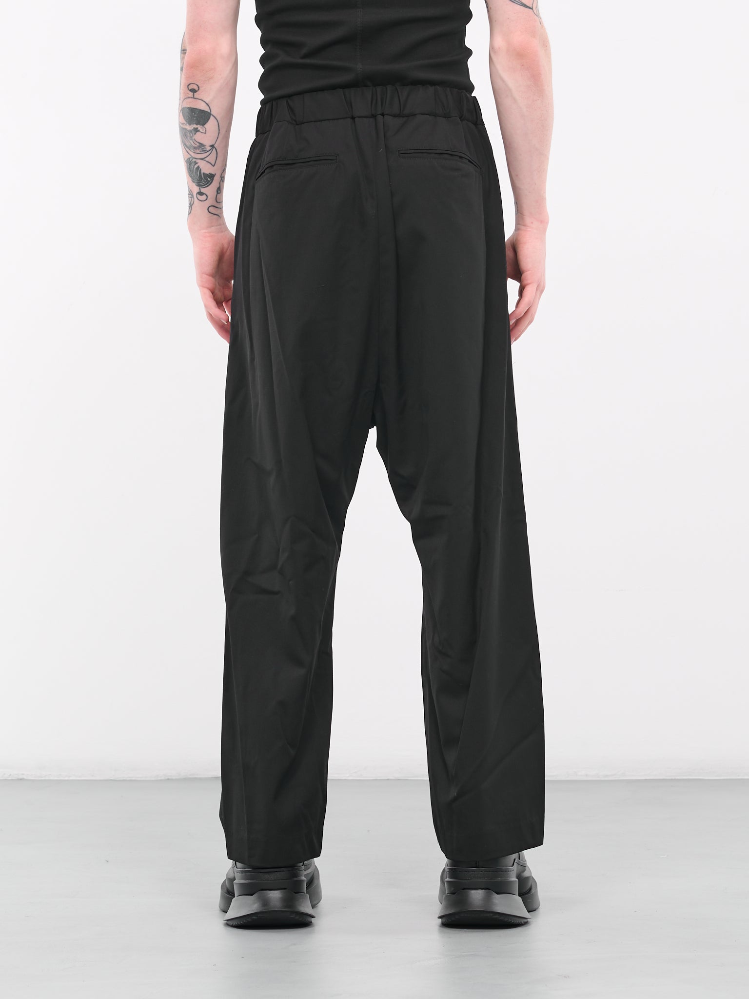 Drop-crotch Trousers (AP32-001-BLACK)