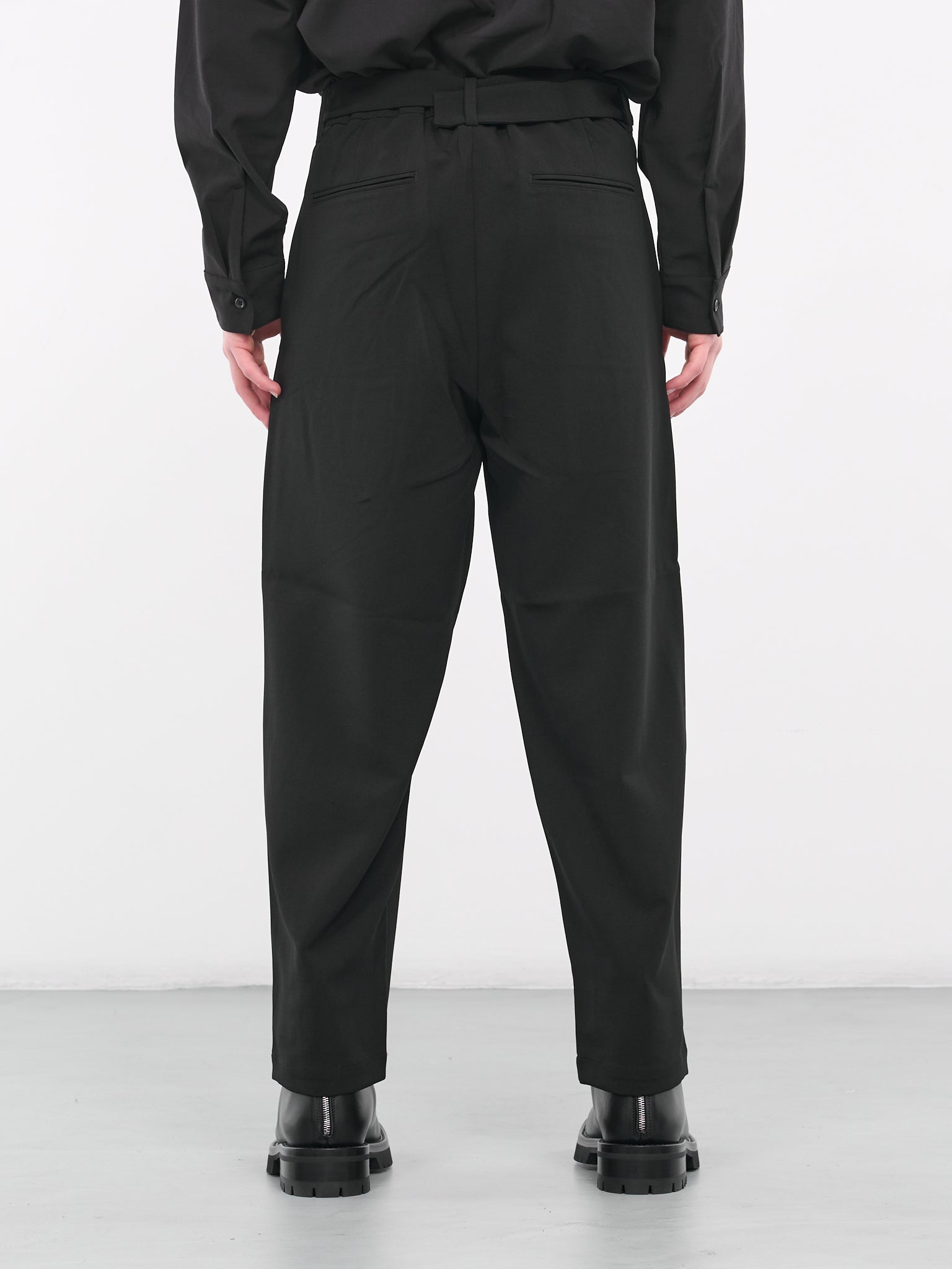 Belted Trousers (AP32-045-BLACK)