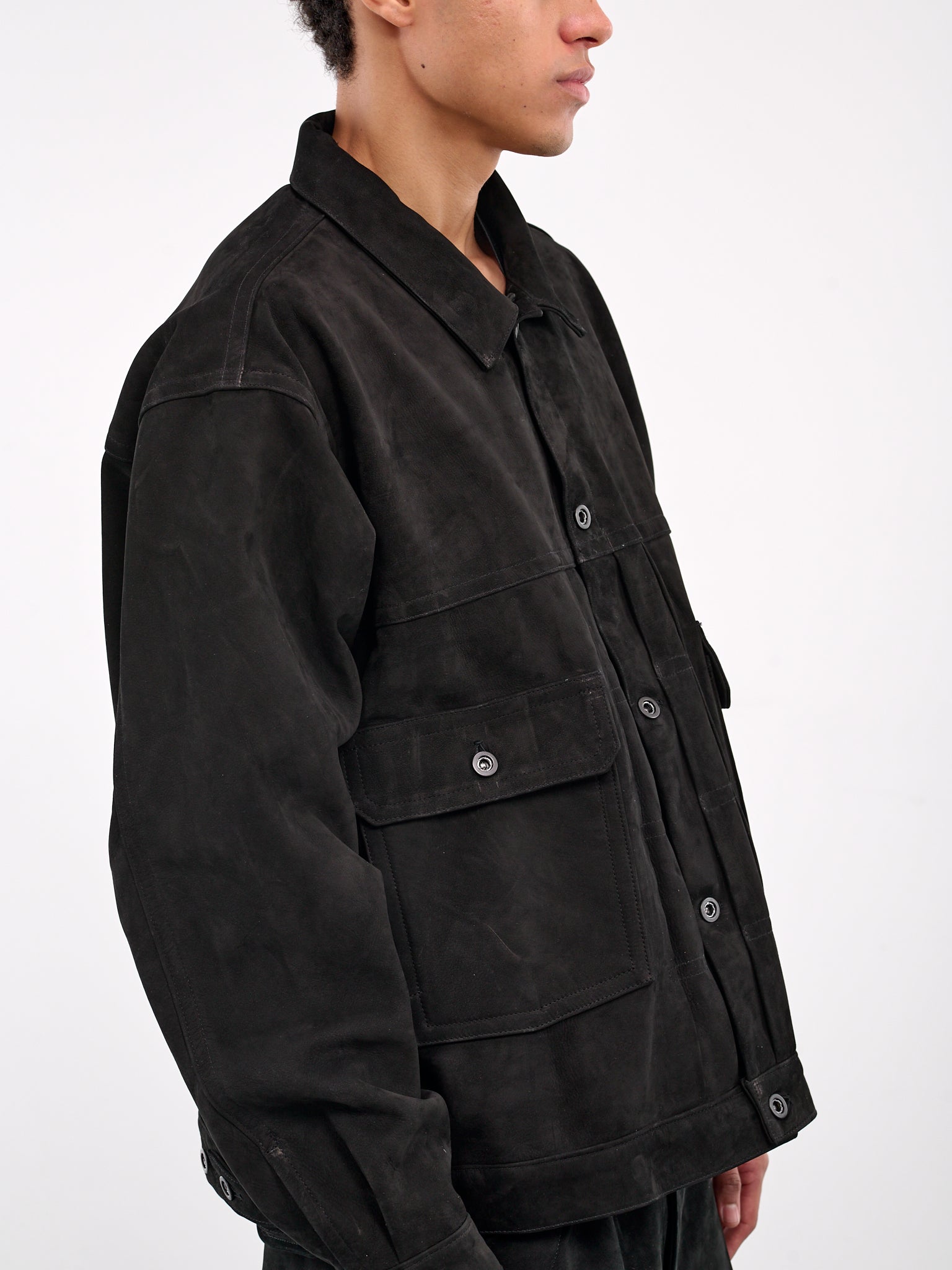 Leather Trucker Jacket (AUJ2500-BLACK-NUBUCK)