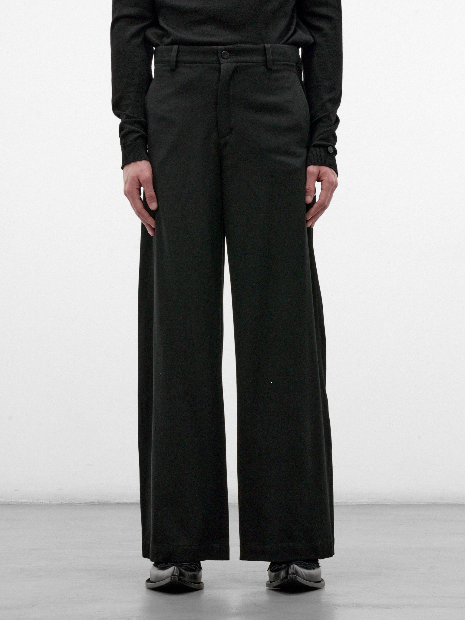 Black Pleated Wide Leg Trousers (AW26-008-13B-BLACK)