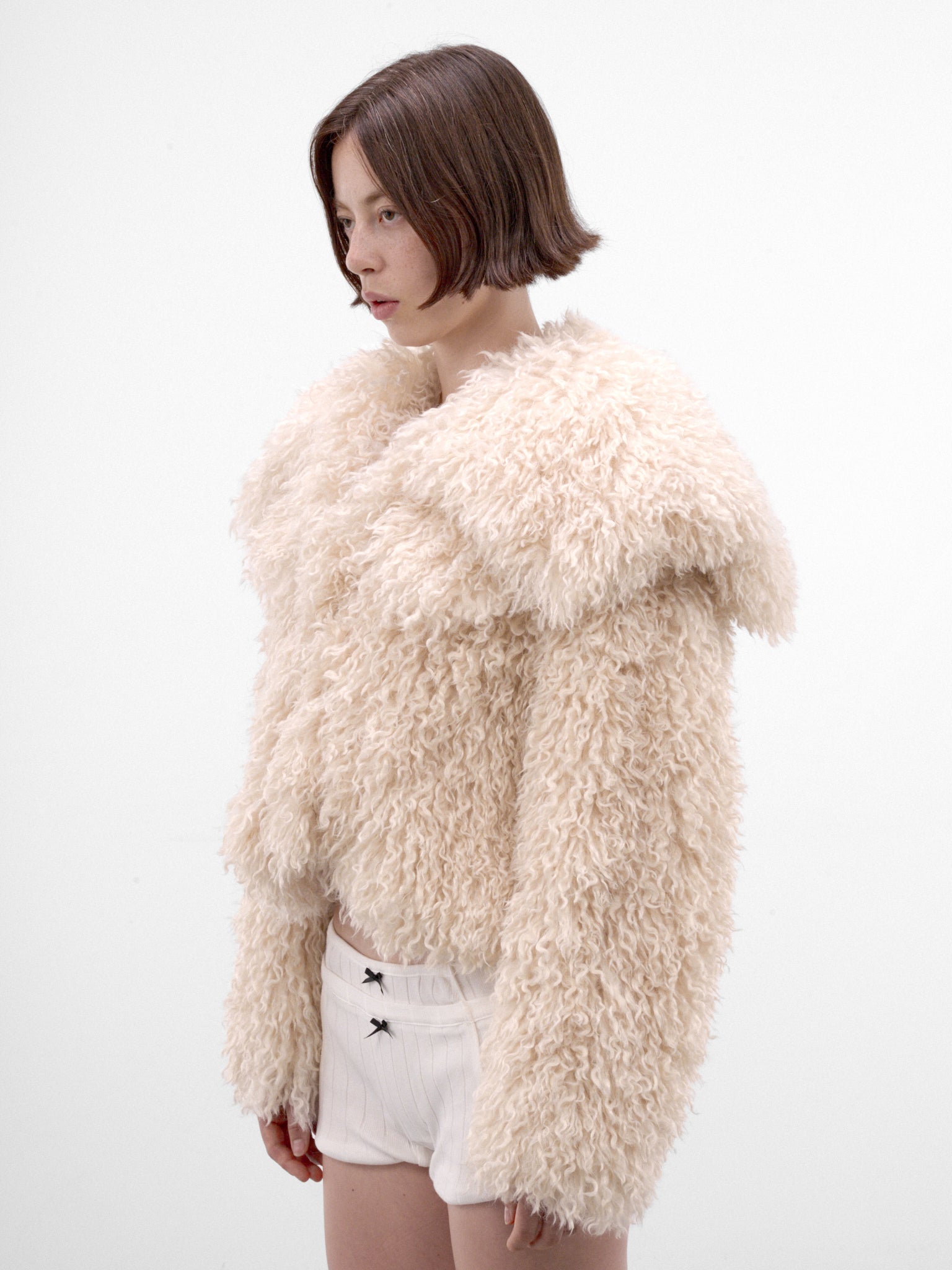 Ivory Cropped Faux Fur Coat (AW2600CT03B-IVORY)