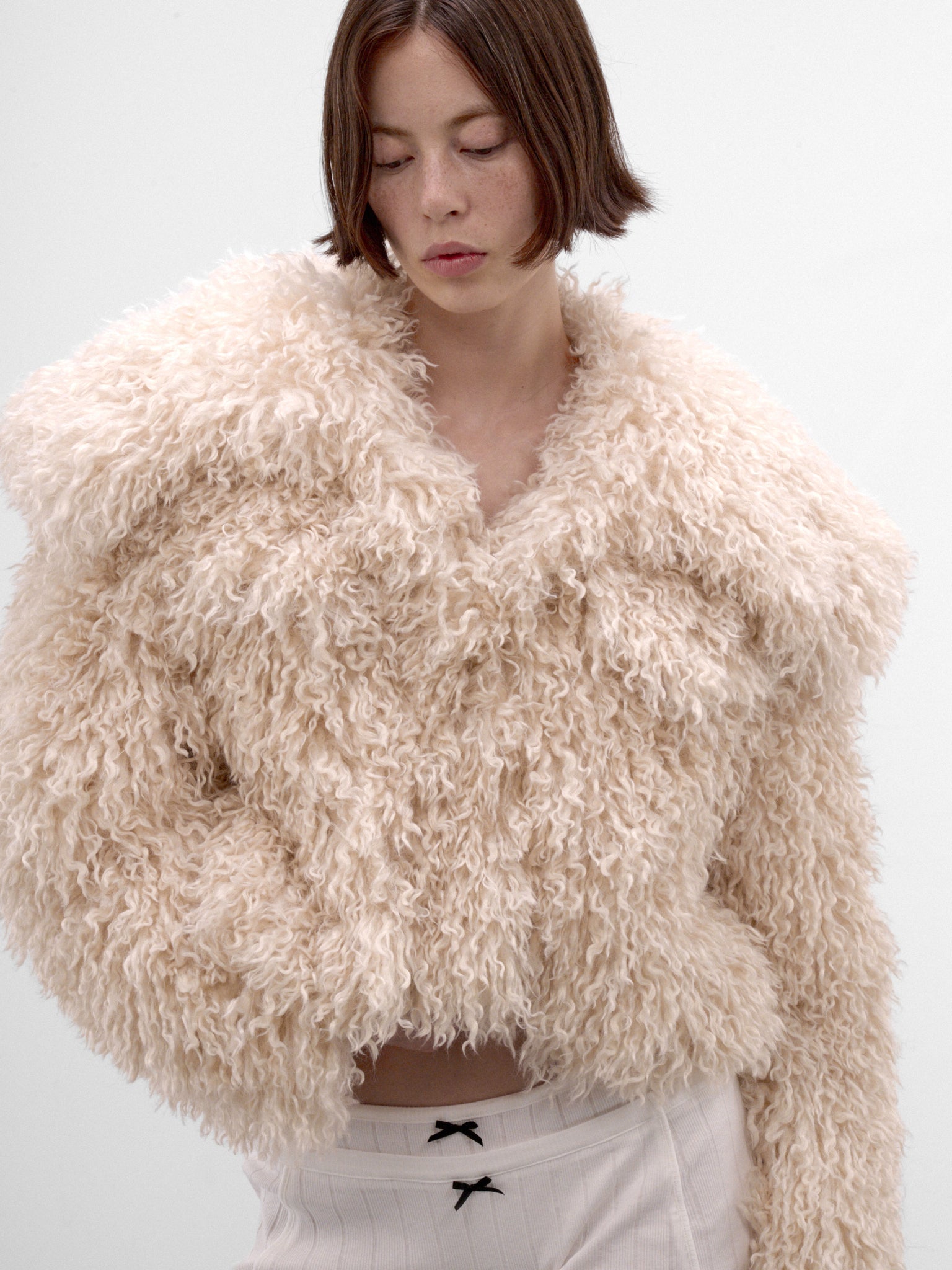 Ivory Cropped Faux Fur Coat (AW2600CT03B-IVORY)