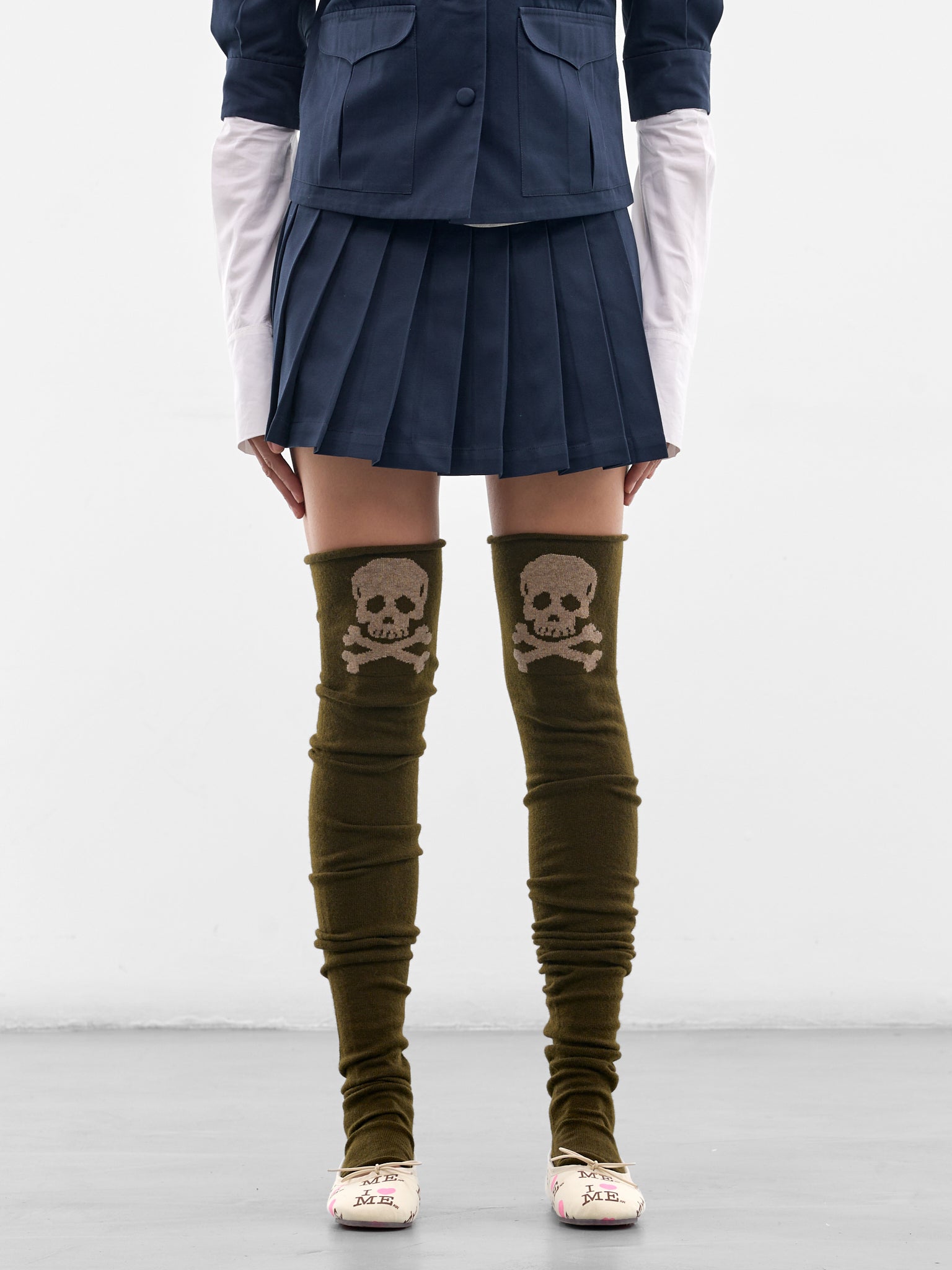 Olive Lambswool Knit Skull Stockings (AWSS2600077-OLIVE)