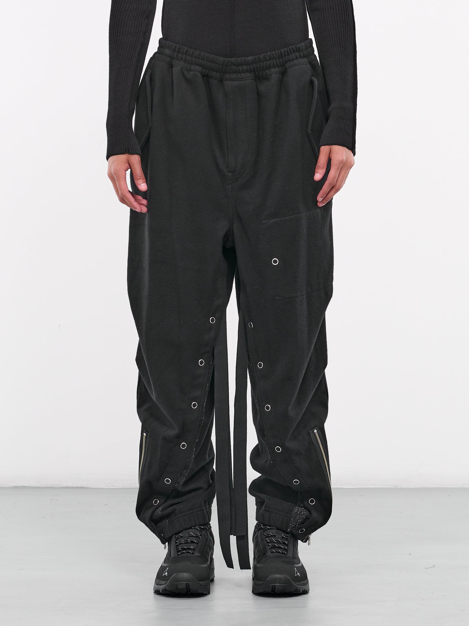 Asymmetric Sweat Trousers (B-PT07-1-BLACK)