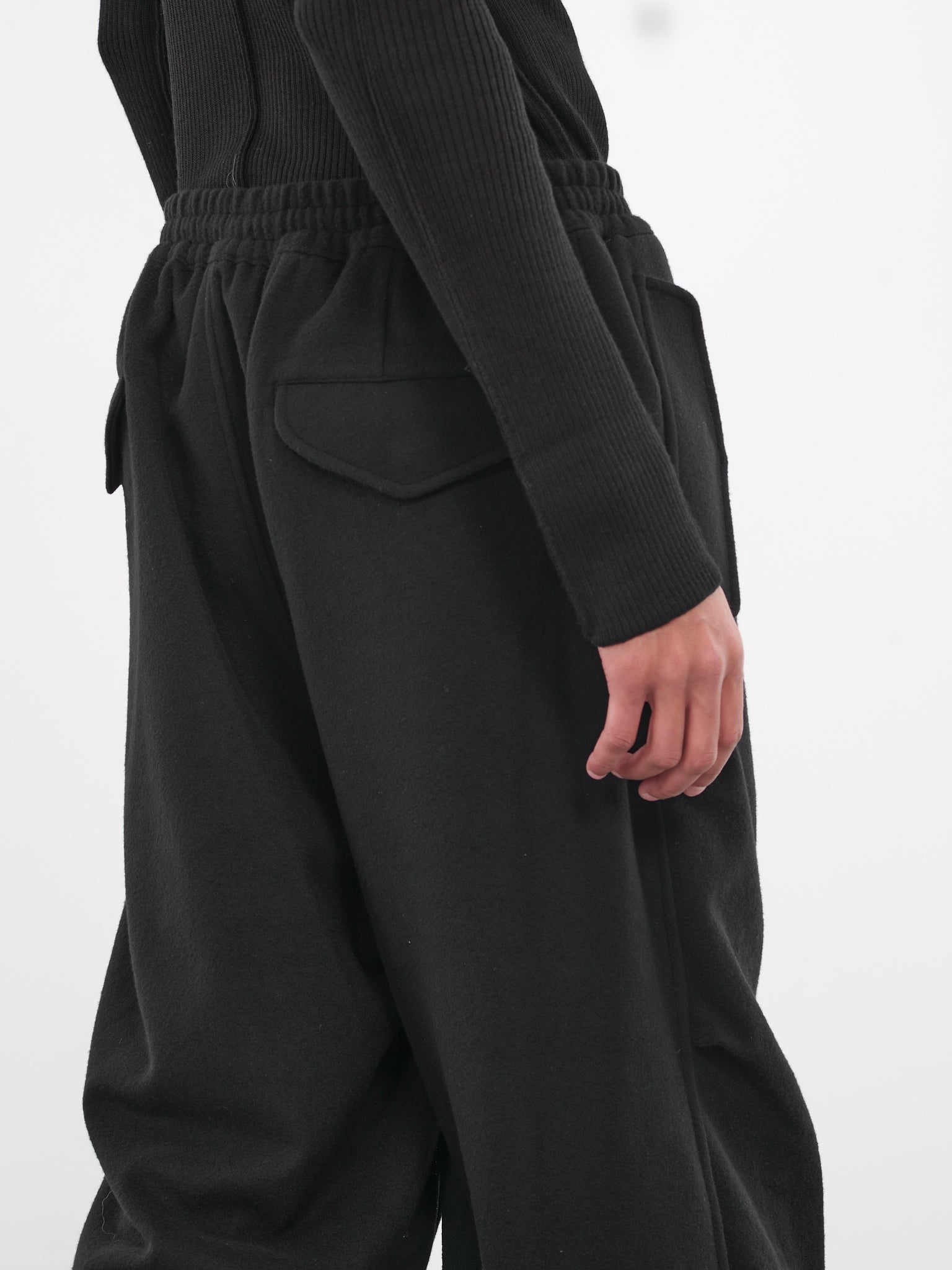 Asymmetric Sweat Trousers (B-PT07-1-BLACK)