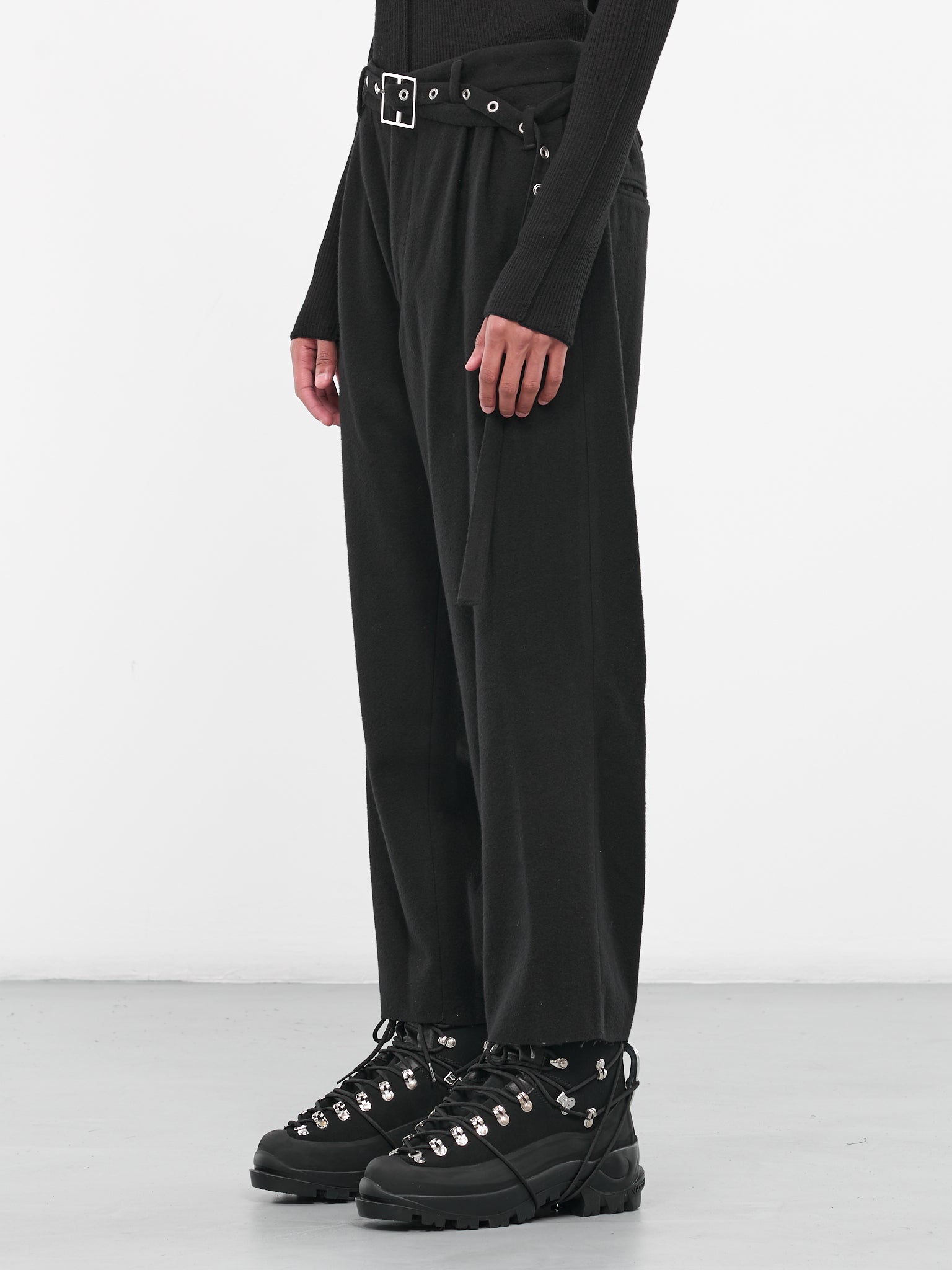 Straight Trousers (B-PT10-BLACK)