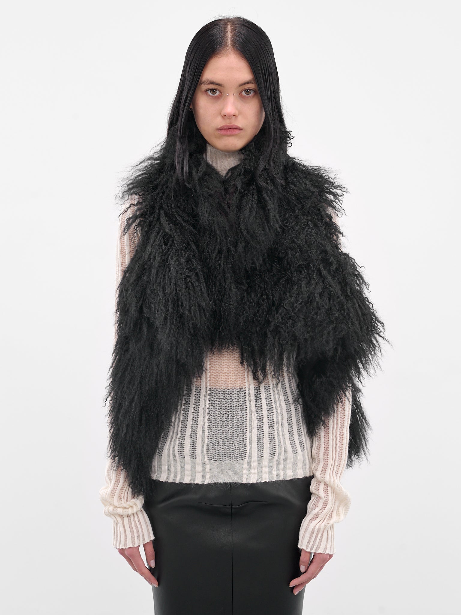 Black Bereta Shearling Waistcoat (B0011421-FR004-099-BLACK)