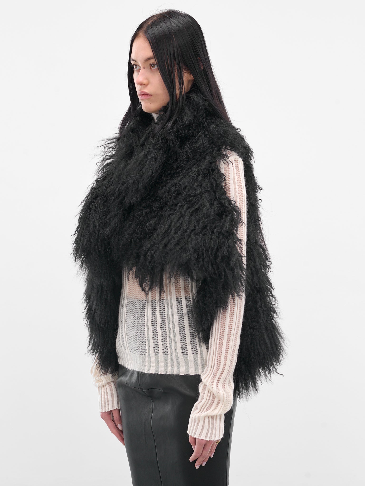 Black Bereta Shearling Waistcoat (B0011421-FR004-099-BLACK)
