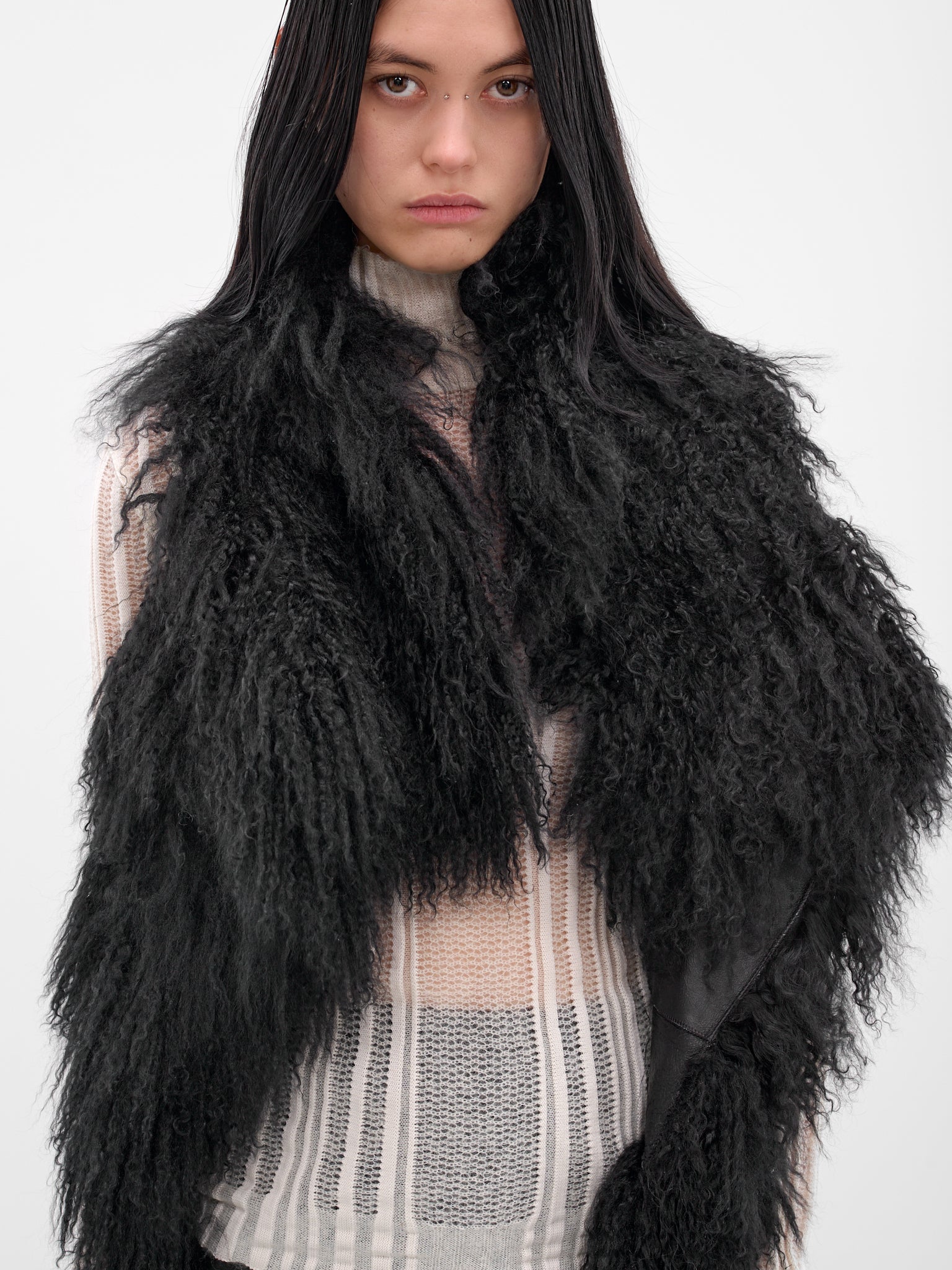 Black Bereta Shearling Waistcoat (B0011421-FR004-099-BLACK)