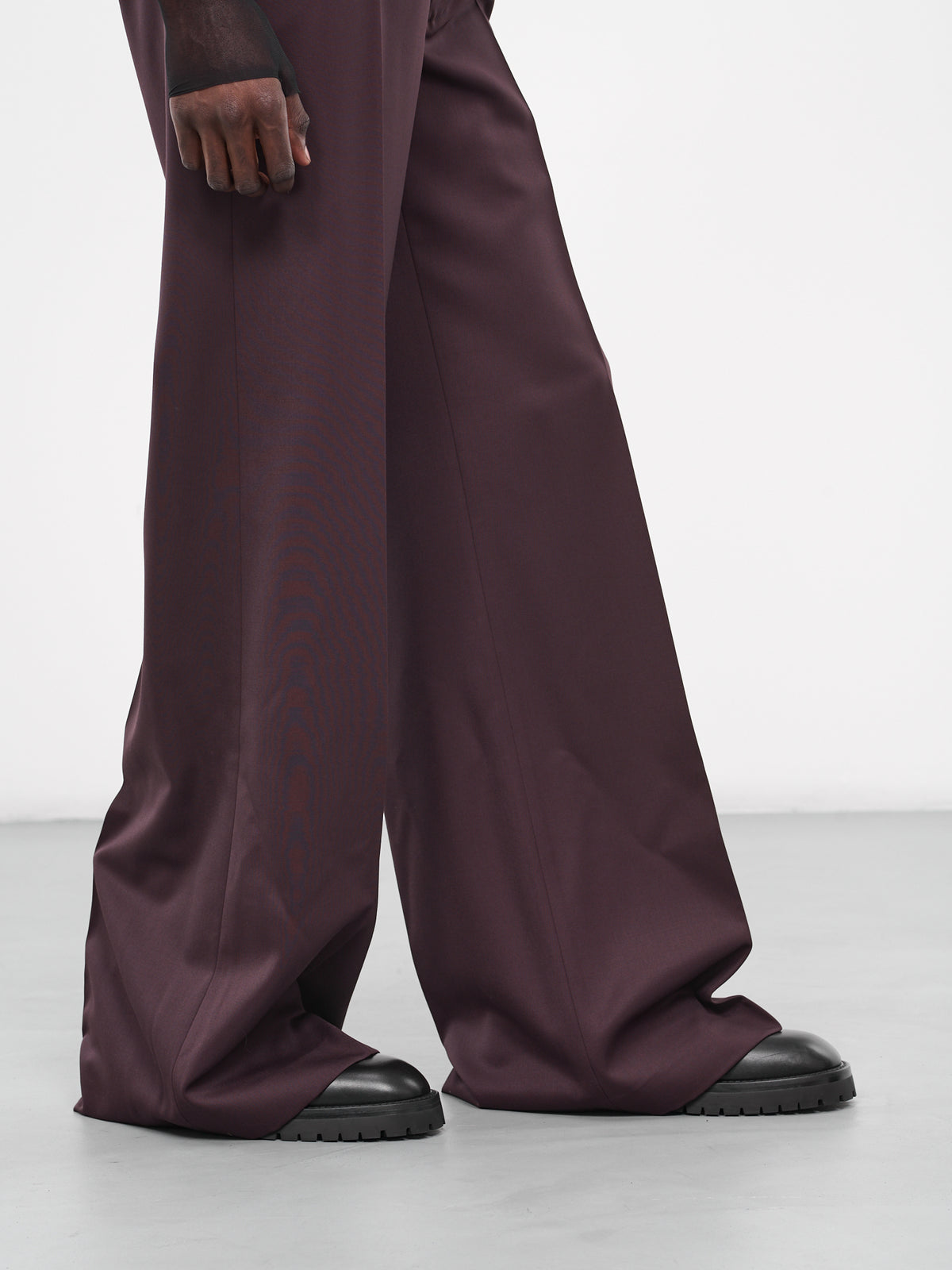 Achaz Trousers (B0011606-FA367-038-AUBERGINE)