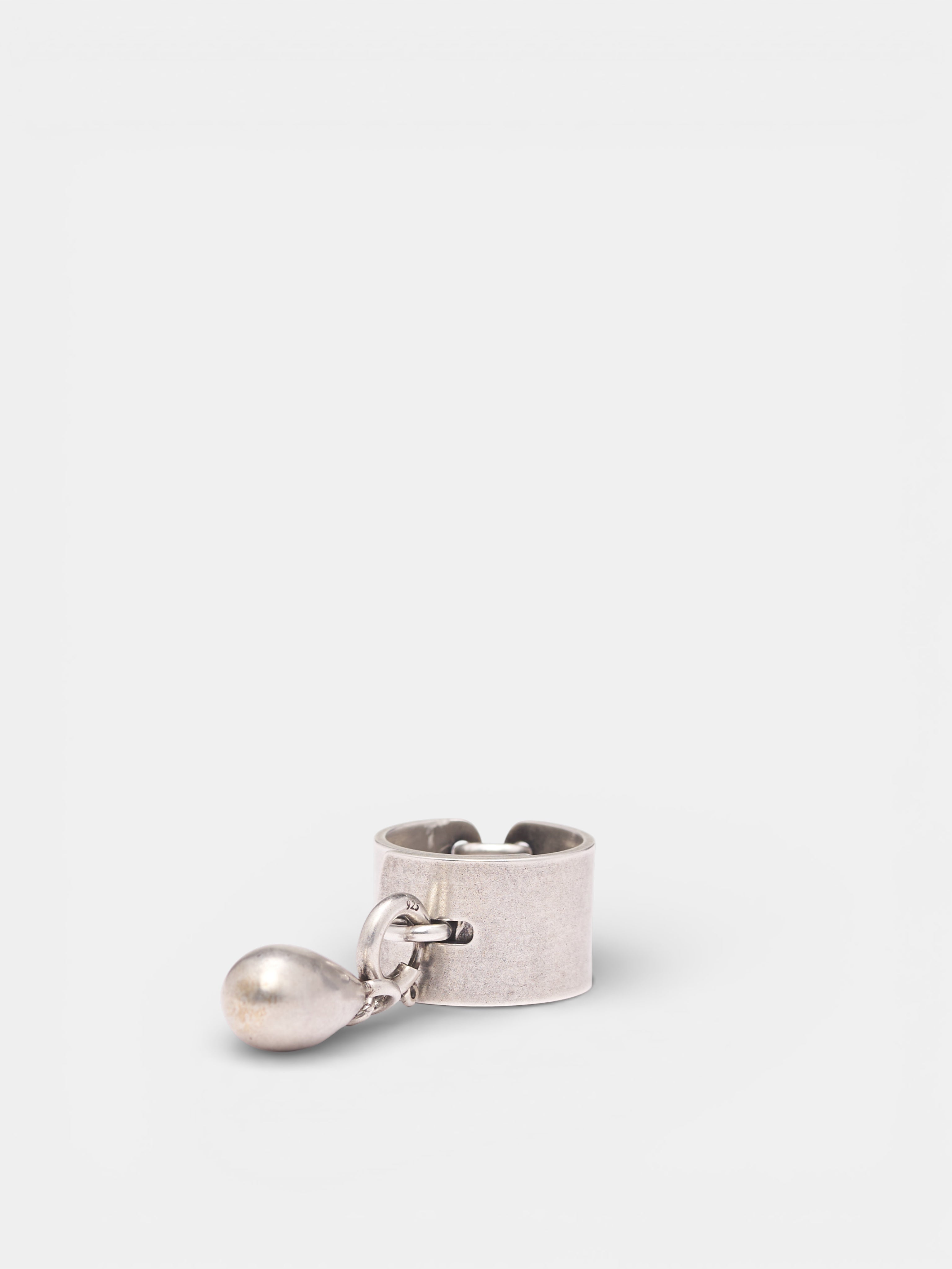 Aurelie Silver Locking Pearl Ring (B0012700-JW020-ANTIQUE-SILVER)
