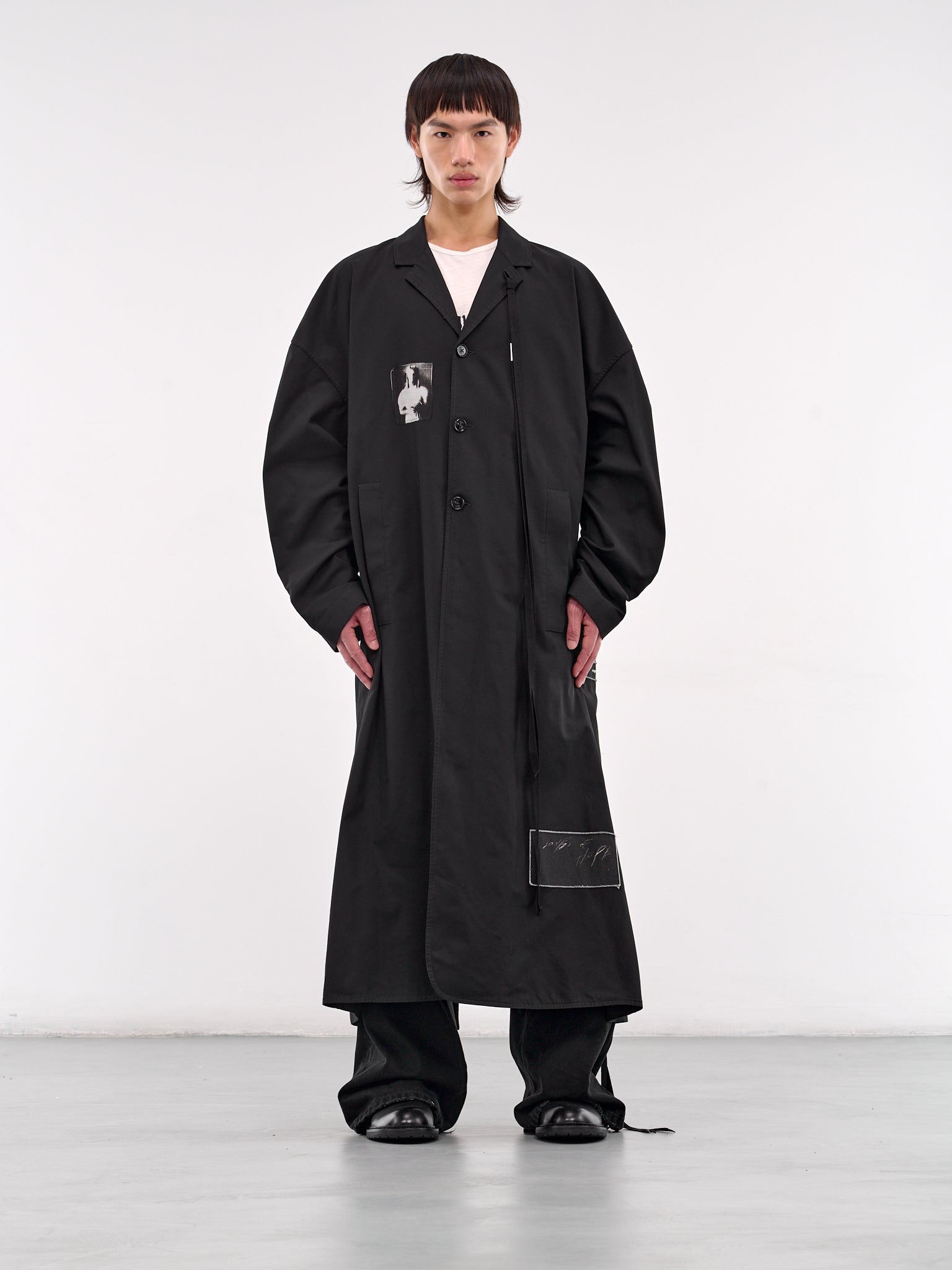 Graphic Patch Coat (B0012745-FA431-BLACK)